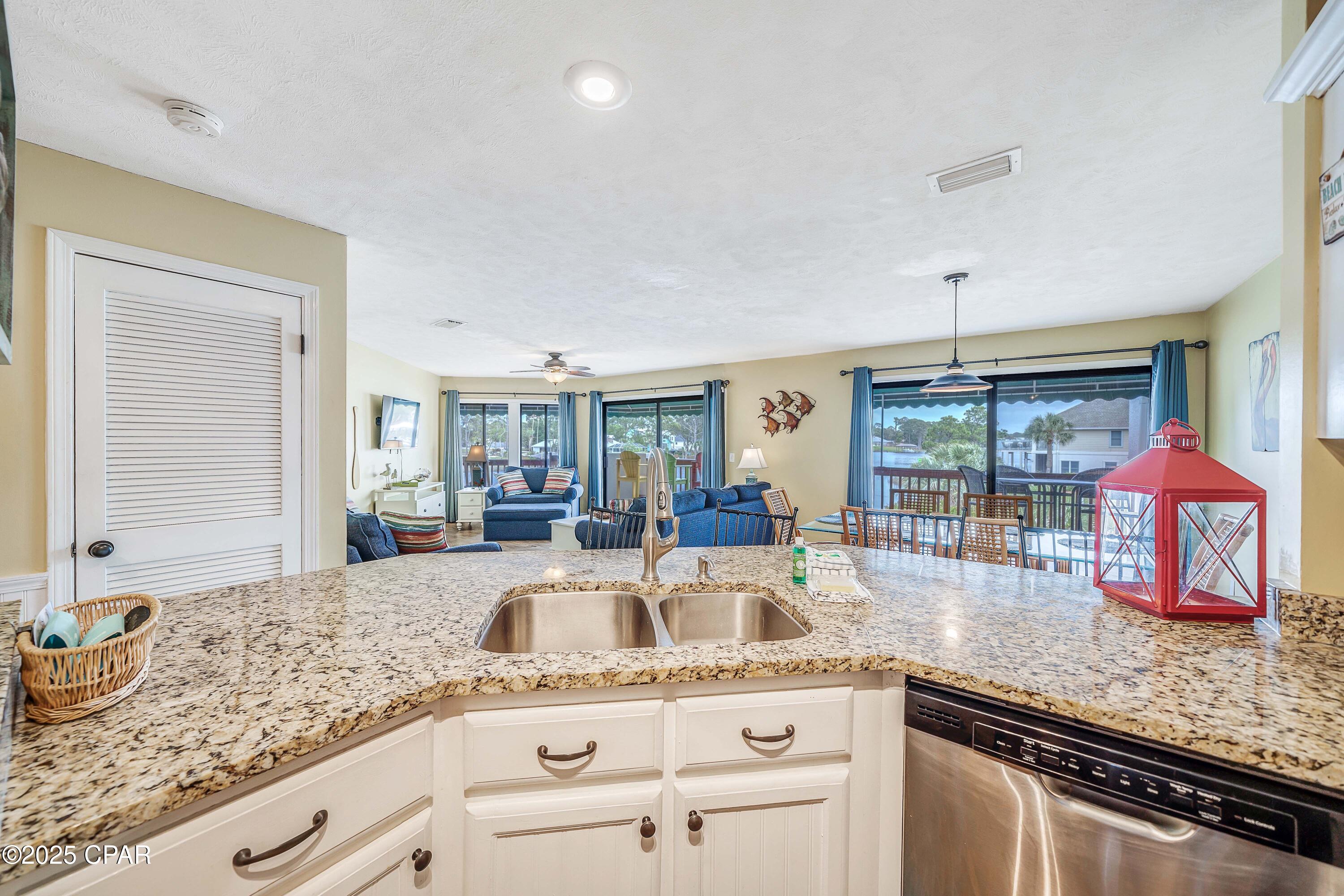 Image 19 For 8730 Thomas Drive 410