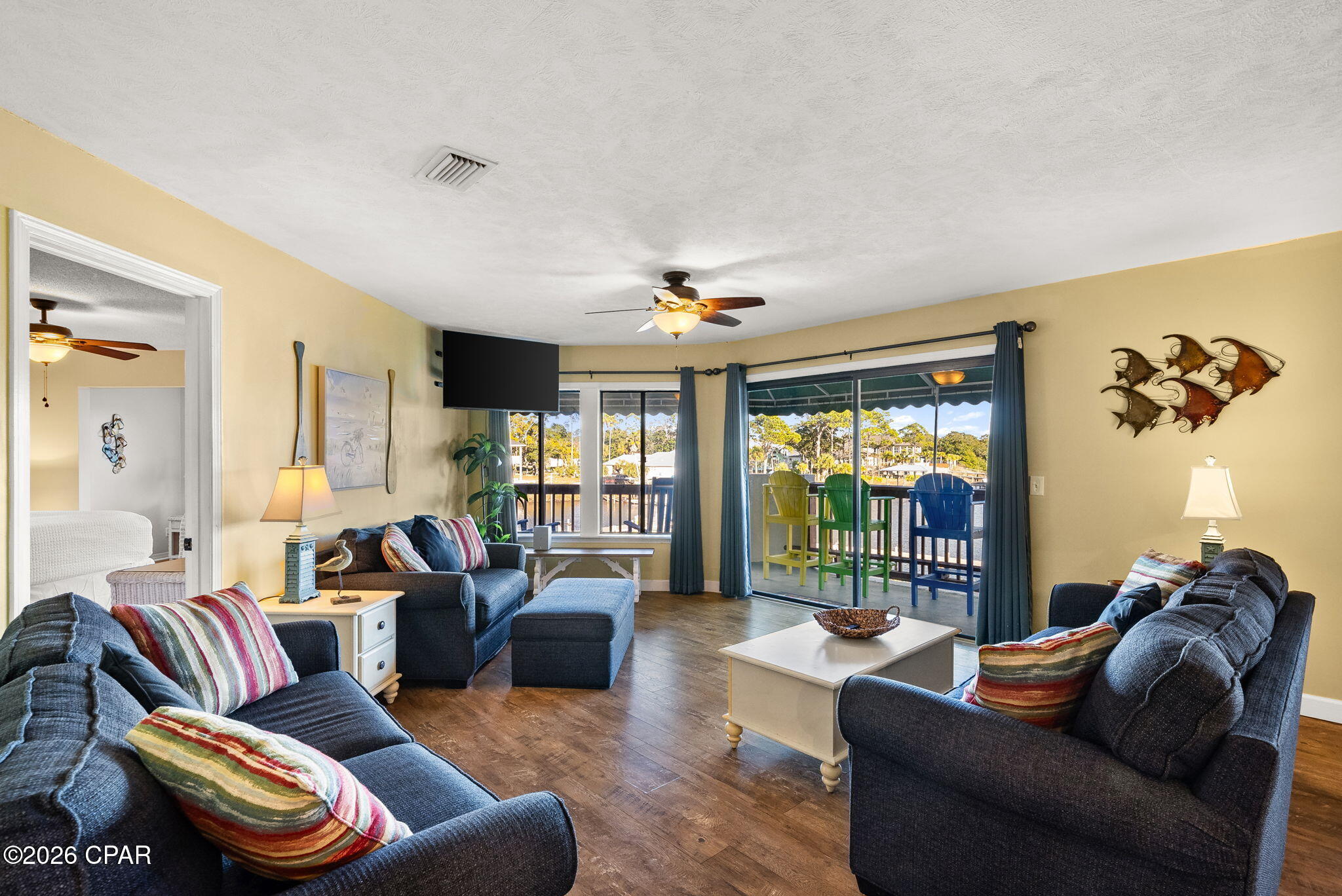 Image 2 For 8730 Thomas Drive 410