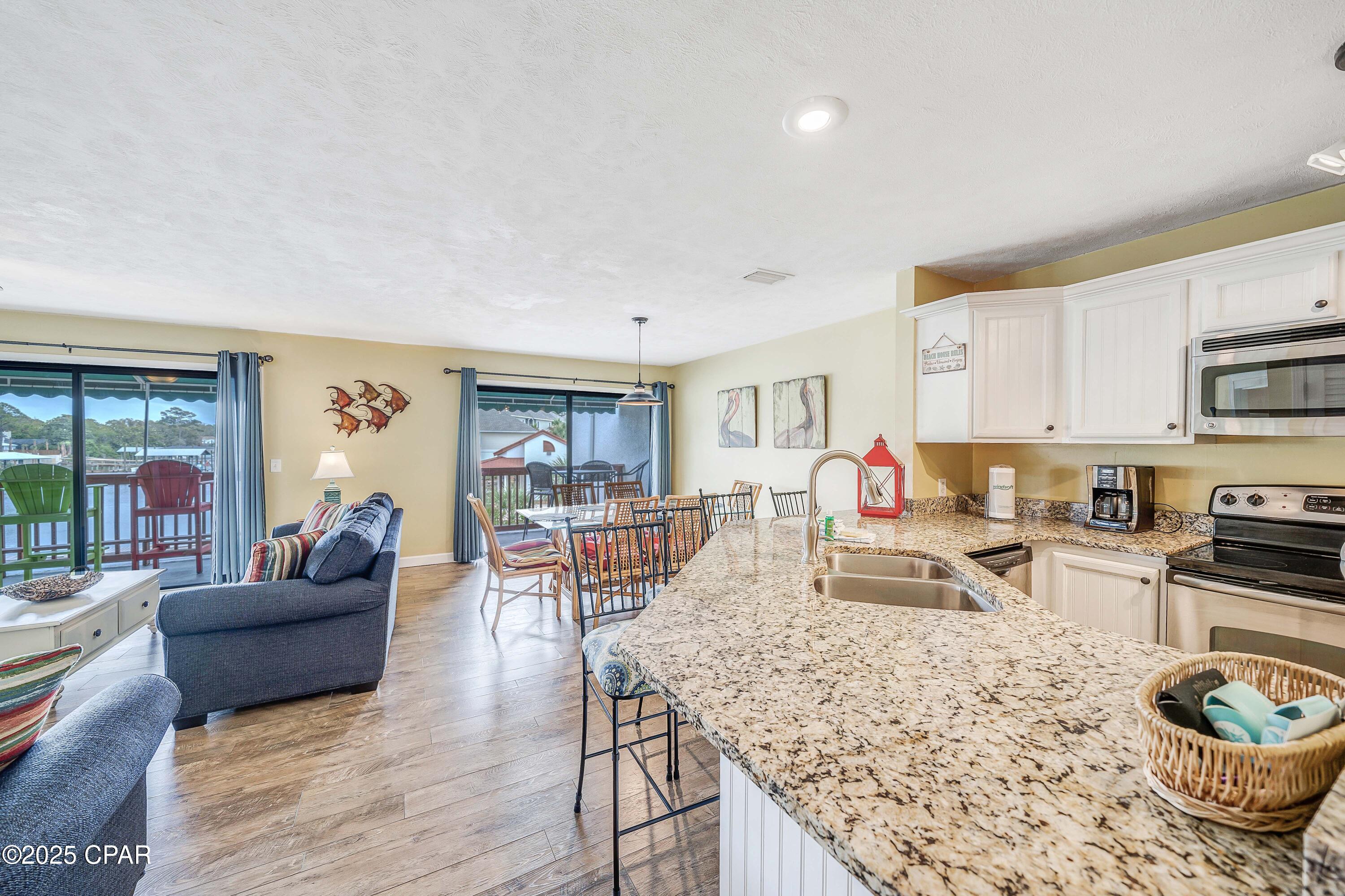 Image 21 For 8730 Thomas Drive 410