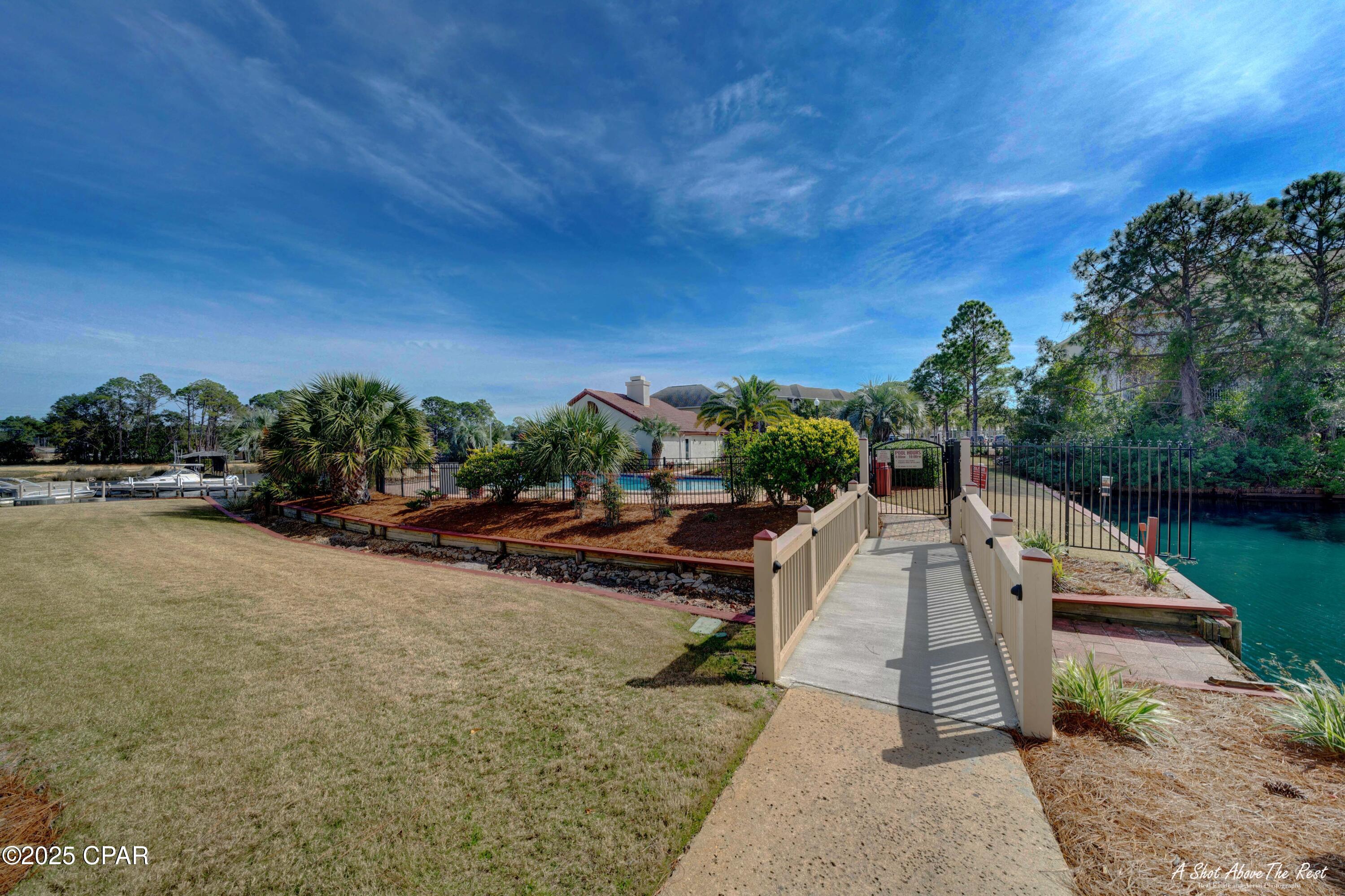 Image 32 For 8730 Thomas Drive 410