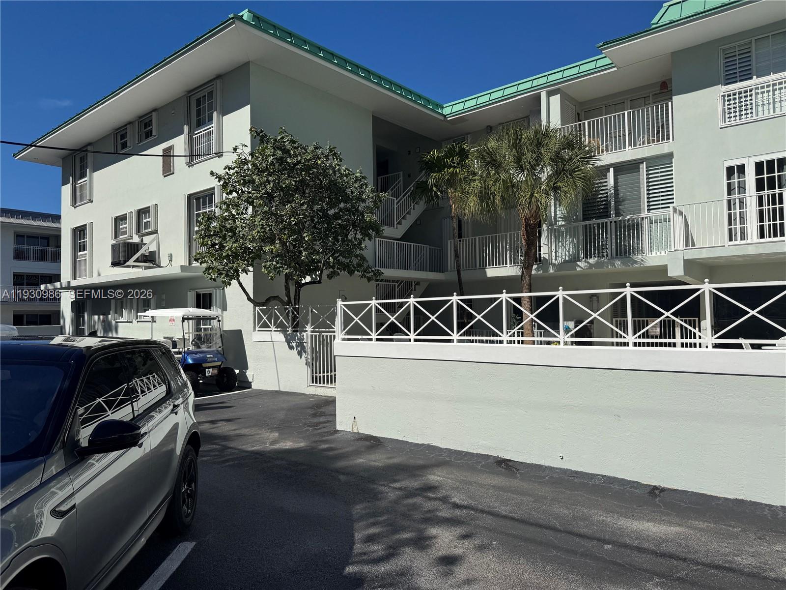 Governors Lodge Assoc Con