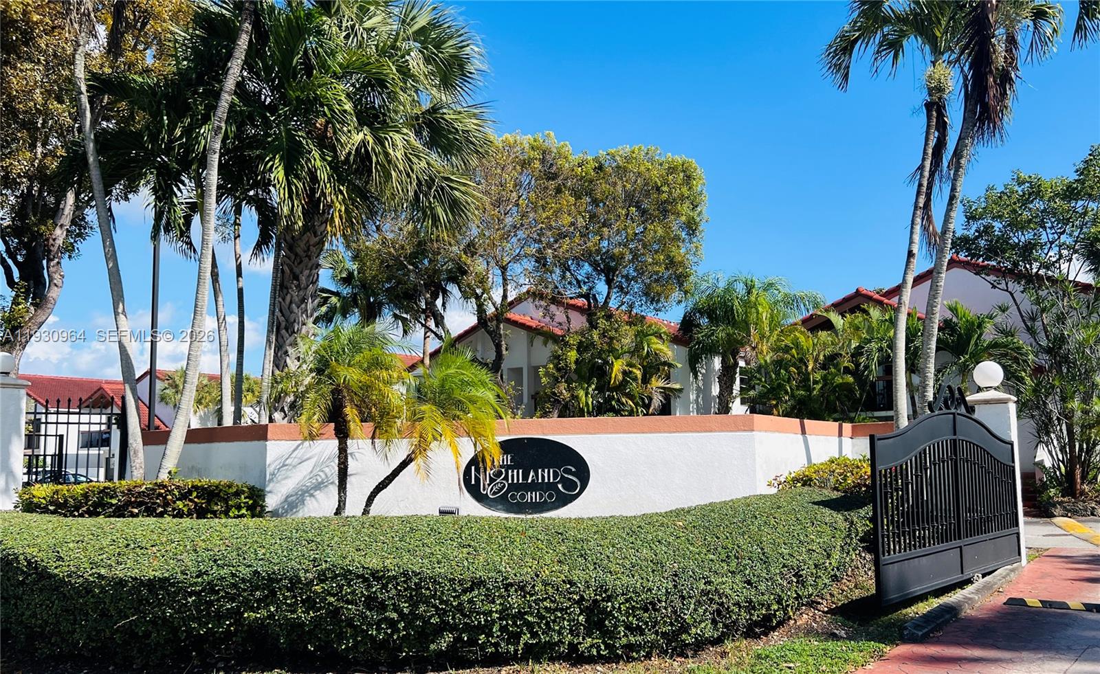 Highlands At Kendall Lks