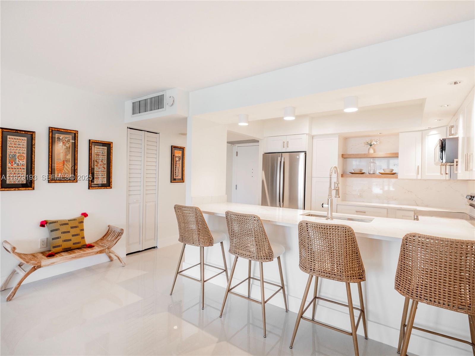 Arlen Beach Condo
