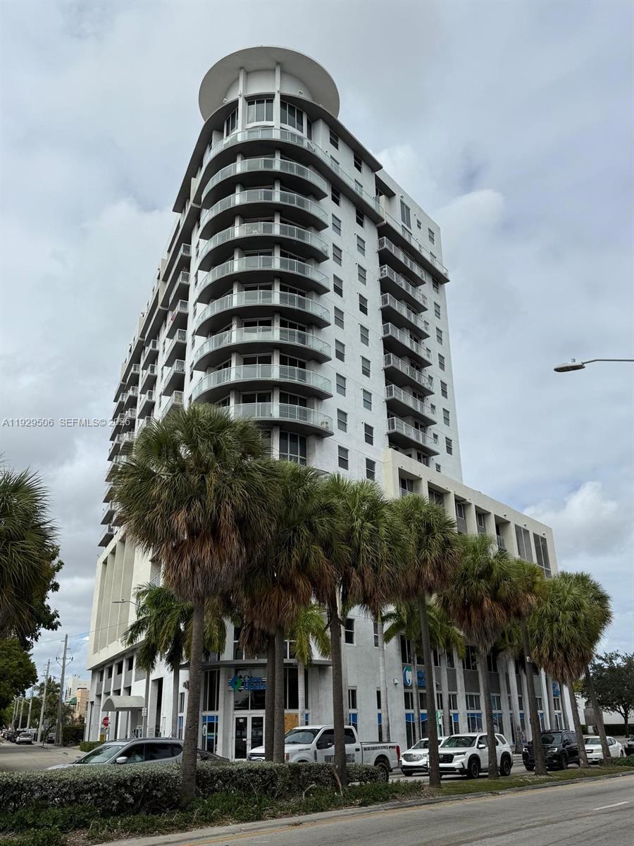 Homes for sale in Miami, FL | 1 Glen Royal Pkwy #1612, Miami, FL 33125 | MLS# A11929506