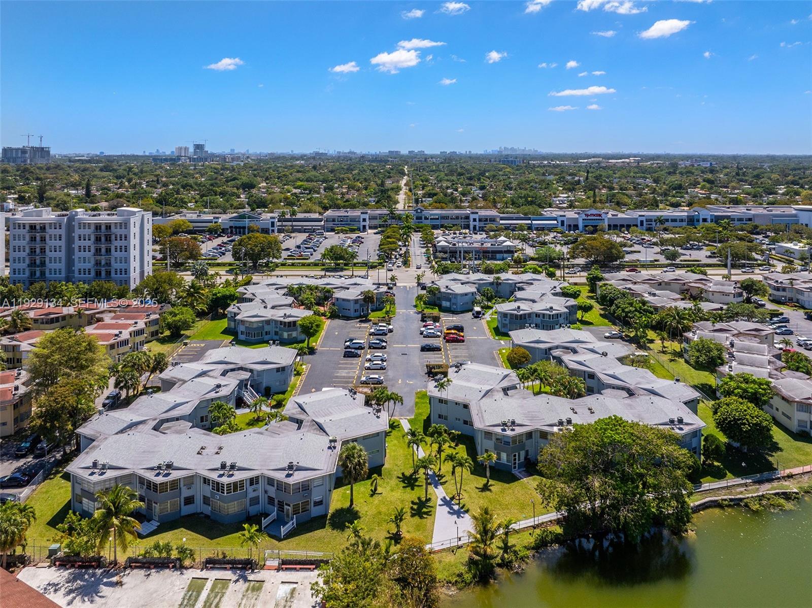 Sky Lake Gardens No 2 Con