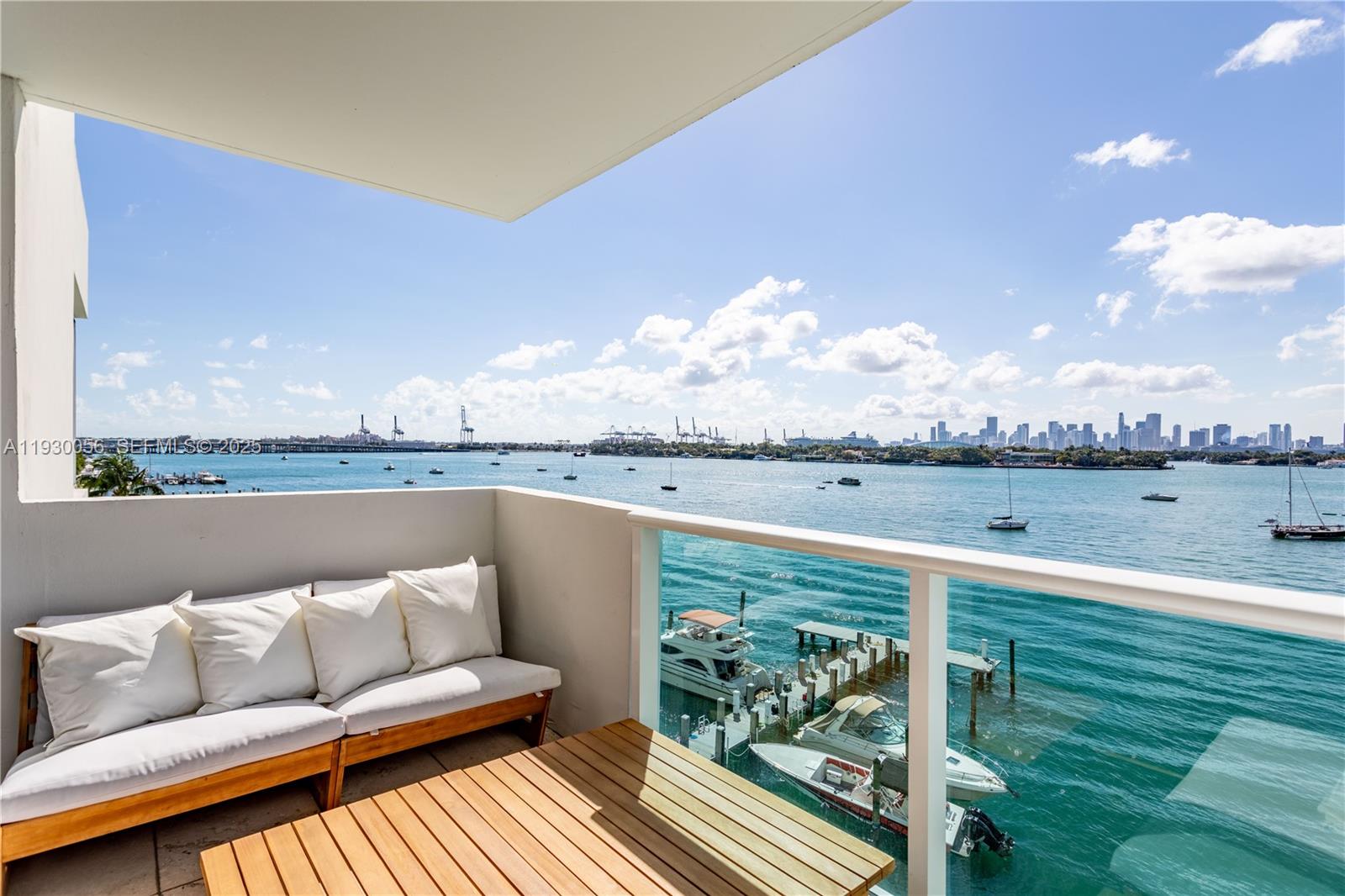 Mirador 1200 Condo