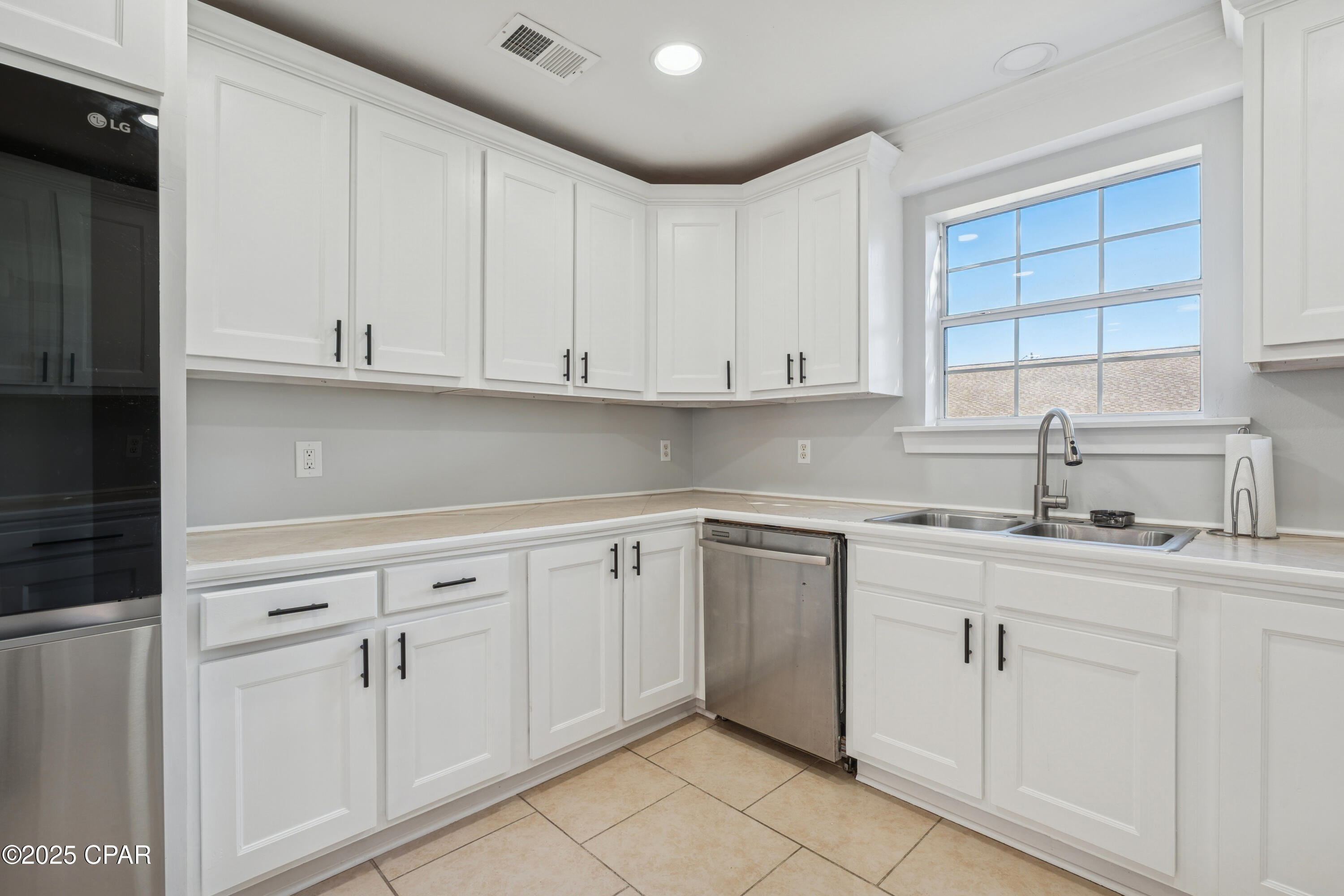 Image 10 For 1606 Fairy Avenue