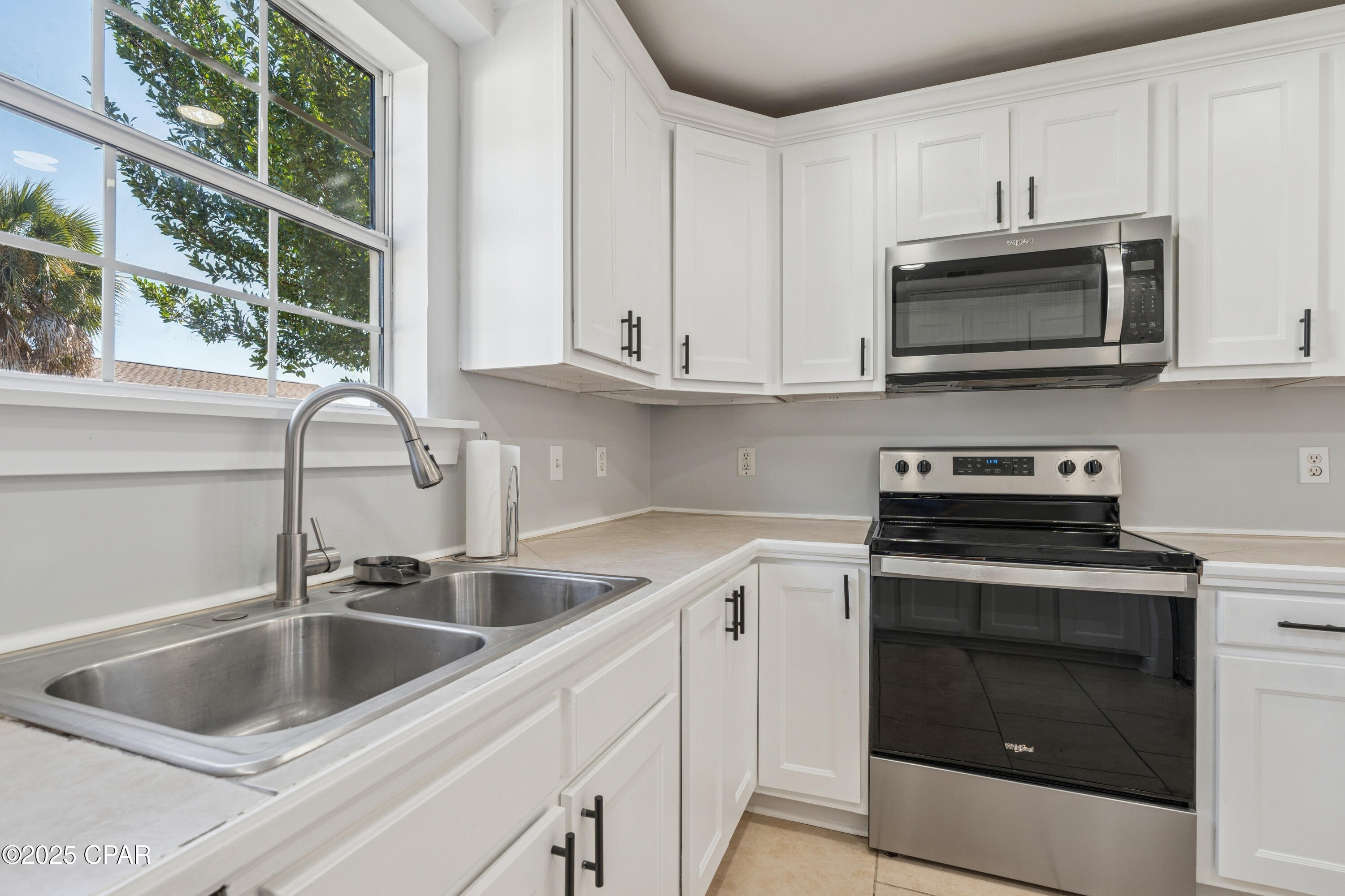 Image 11 For 1606 Fairy Avenue