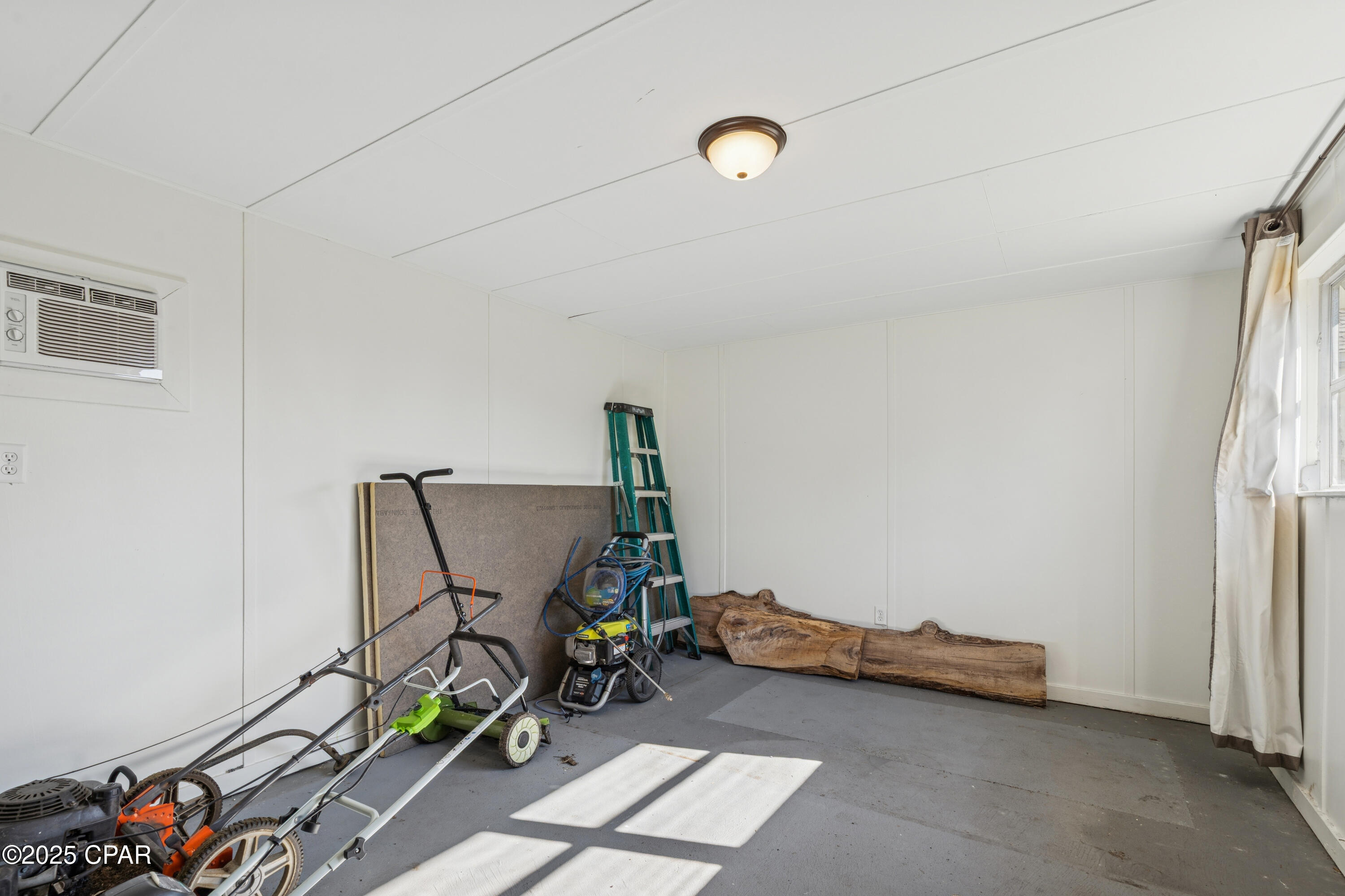 Image 30 For 1606 Fairy Avenue