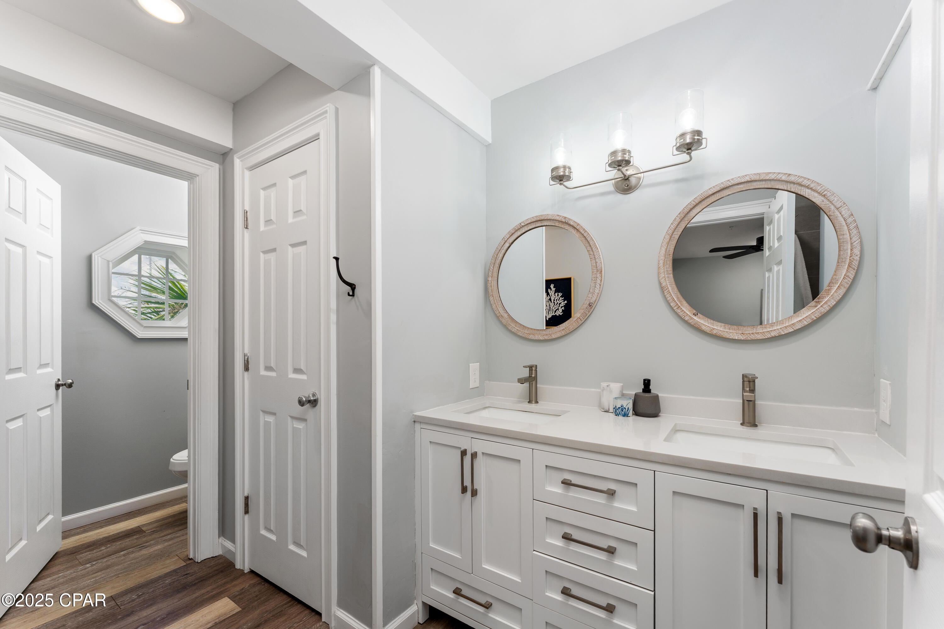 Image 18 For 2503 Highway 98  A