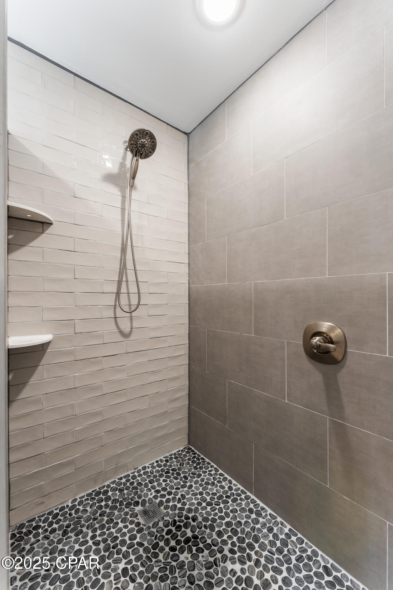 Image 19 For 2503 Highway 98  A