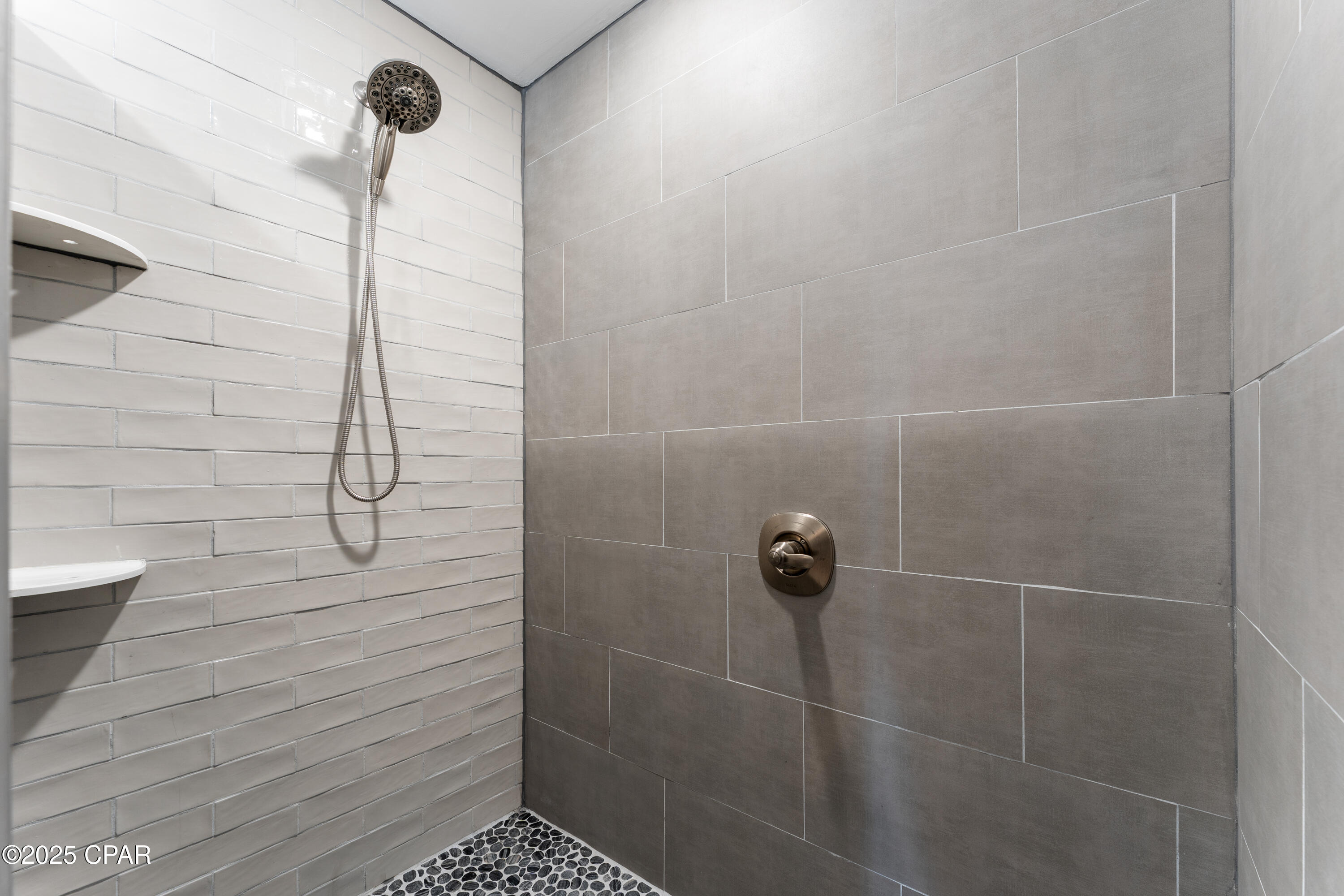 Image 34 For 2503 Highway 98  A