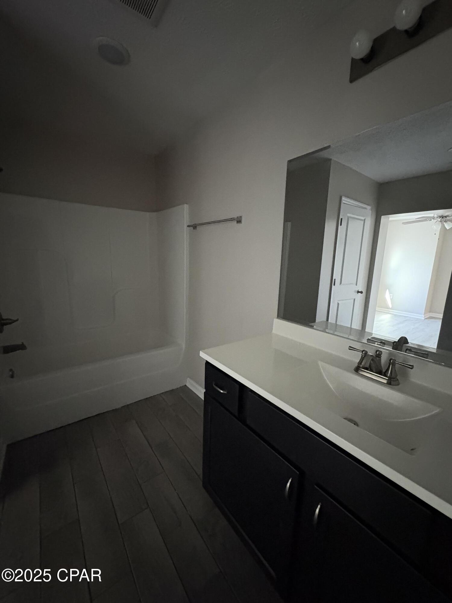 Image 11 For 824 25th Street