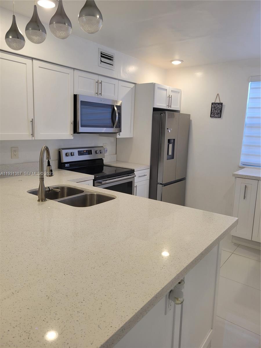 Additional living spaces at 1331 Franklin Ave - Condo in Homestead