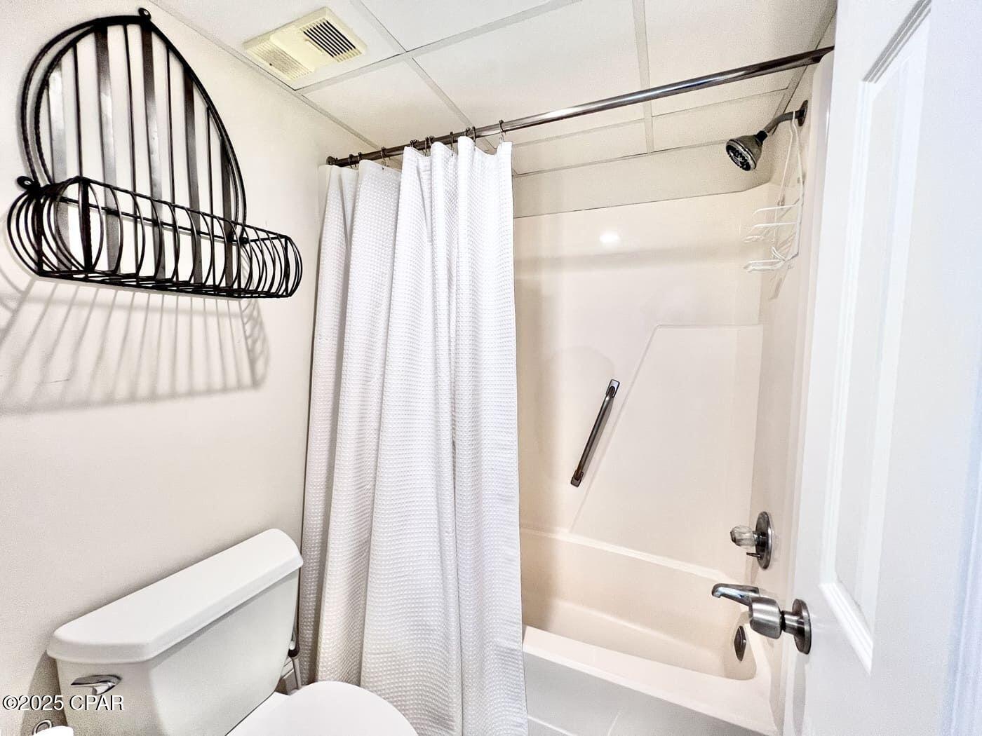 Image 10 For 6201 Thomas Drive 1008