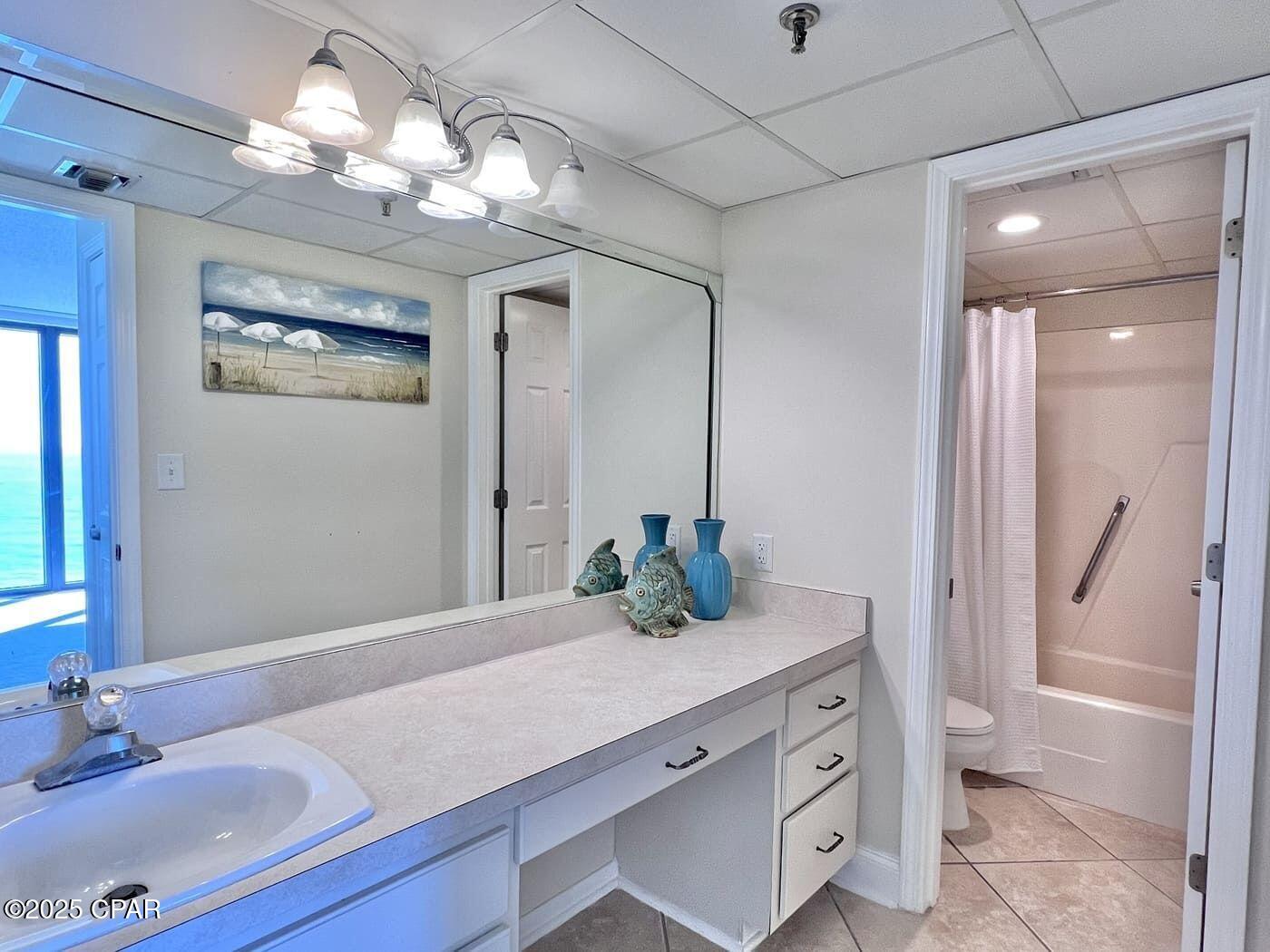 Image 9 For 6201 Thomas Drive 1008