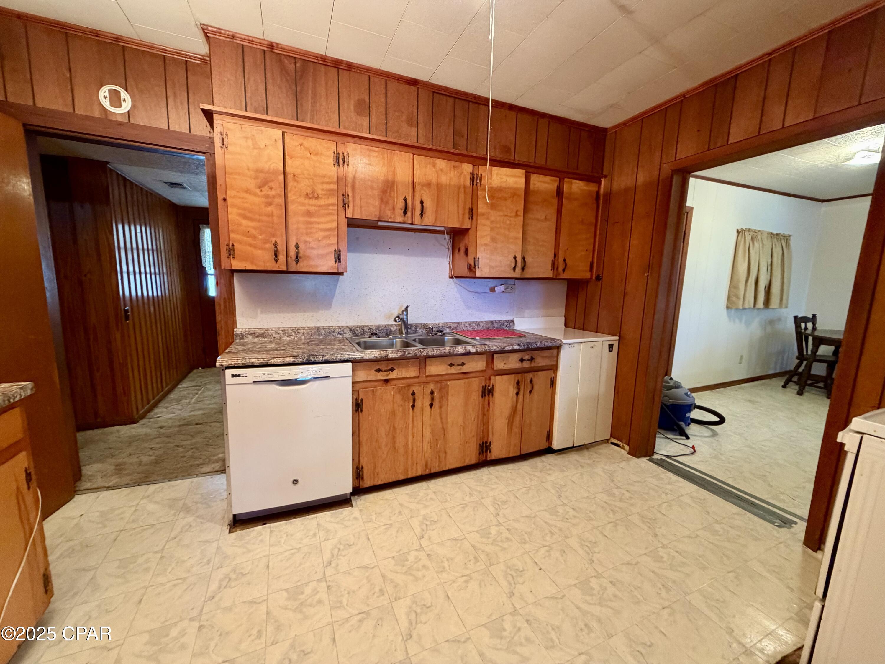 Image 12 For 2797 Salem Church Road