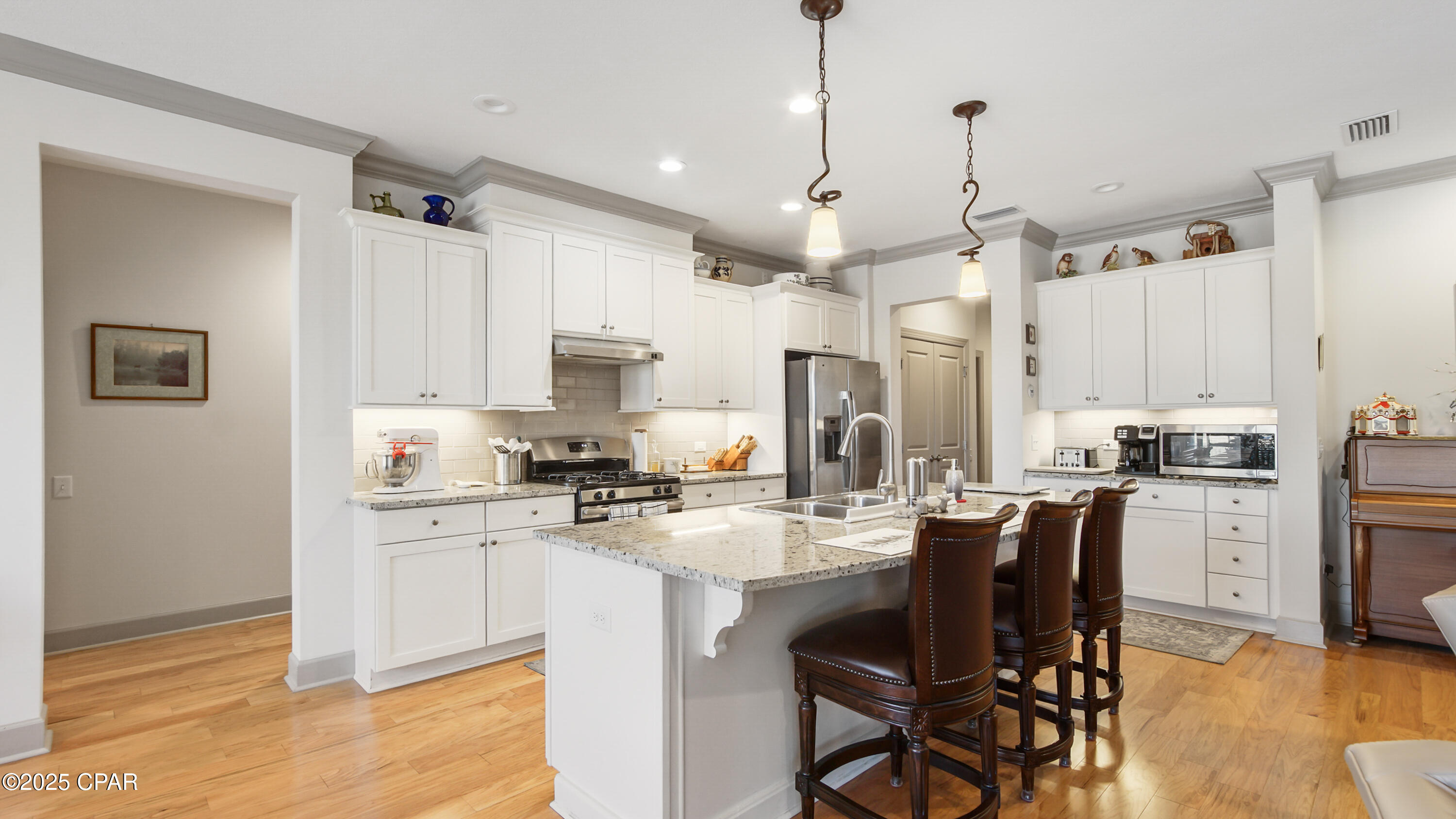 Image 14 For 173 Martingale Loop