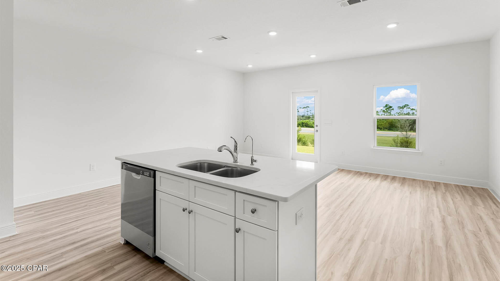 Image 9 For 344 Chateau Lane