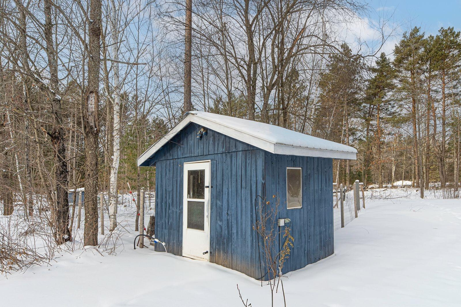 Undocumented Lake Property 11305 Cth M Photo 39