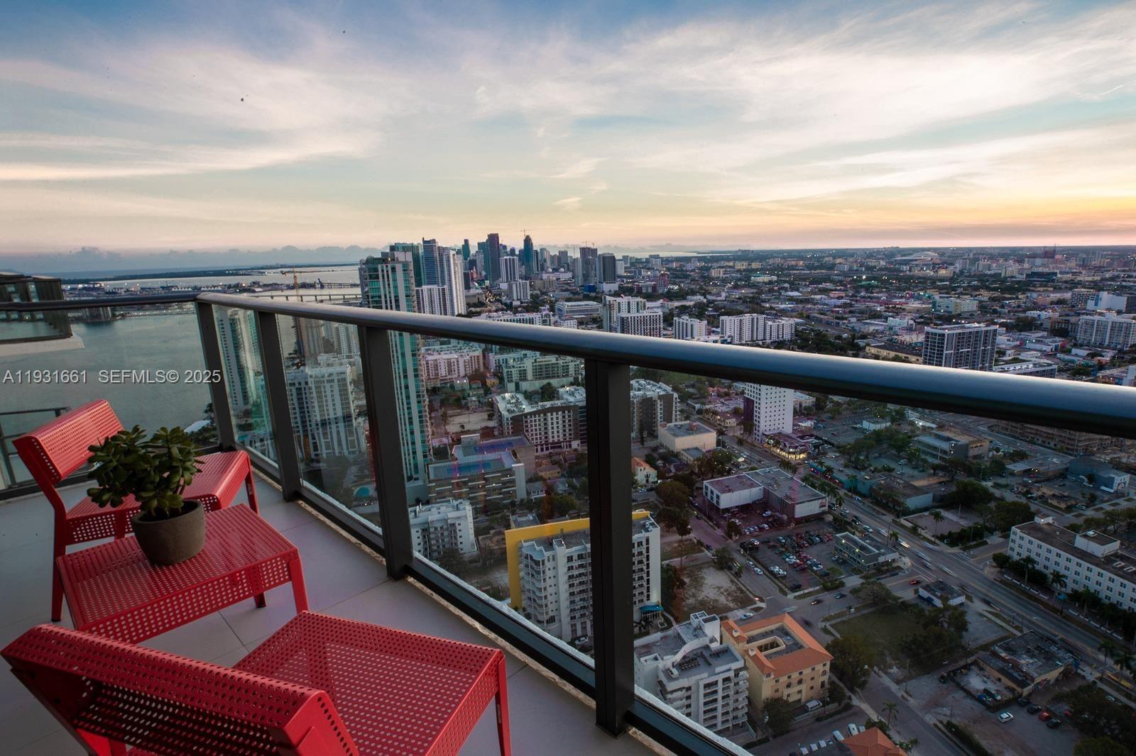 Paraiso Bayviews Condo