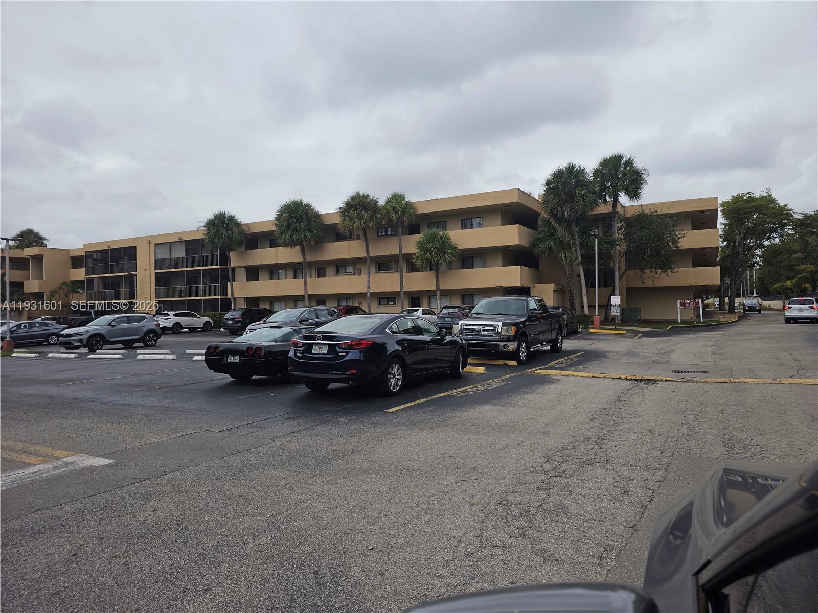 Kendall Acres West Condo