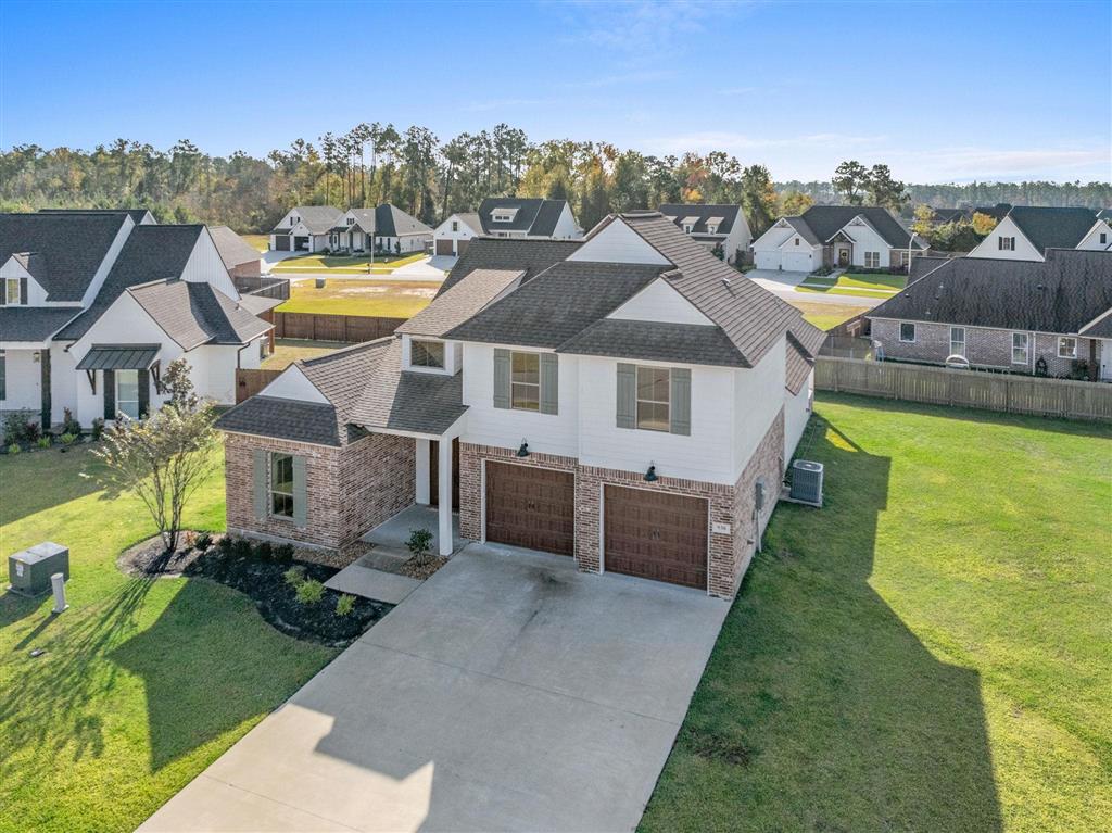 938 North Lake Court — photo 2