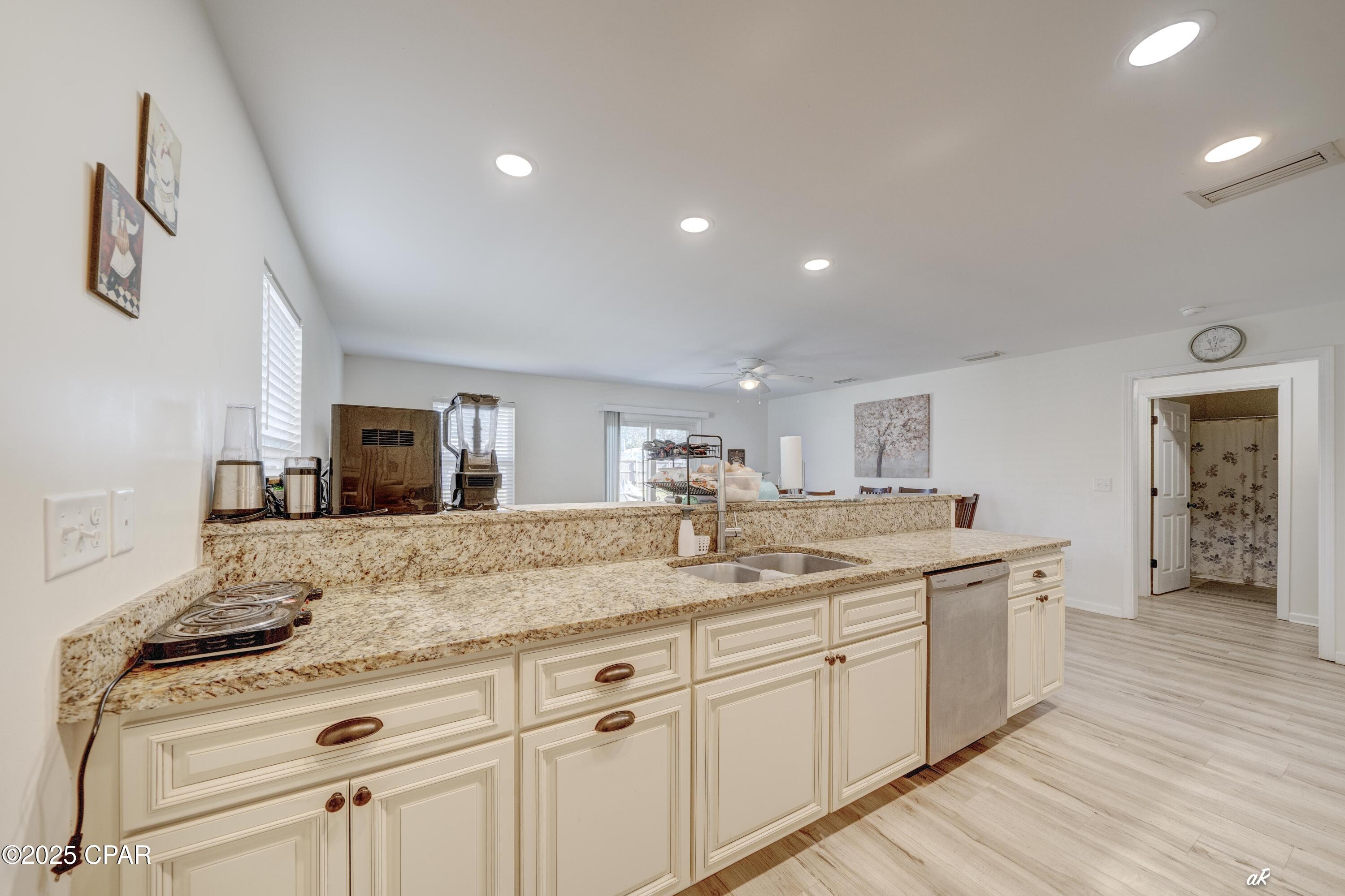 Image 11 For 2432 Valley Oak Court A&b