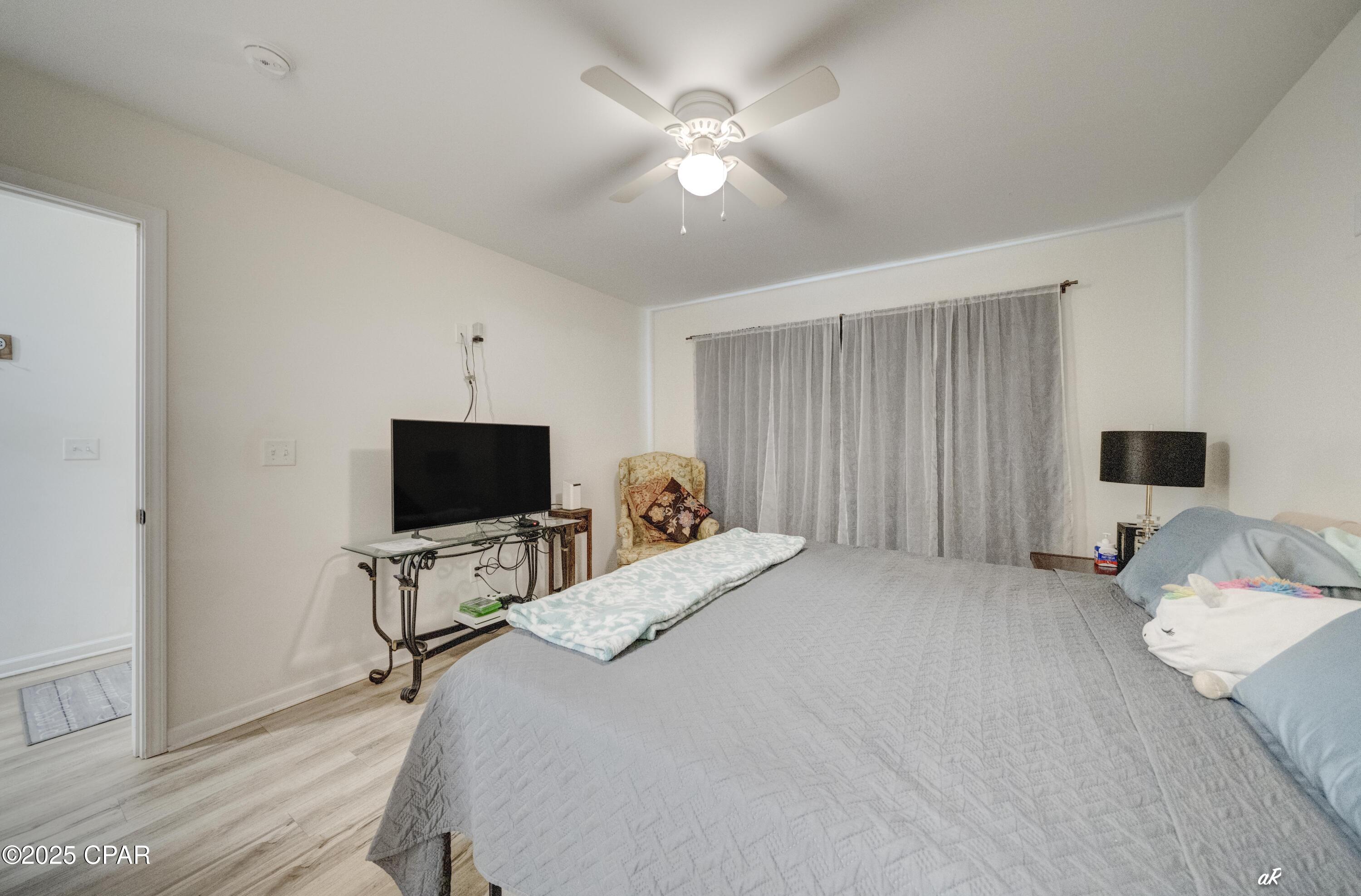 Image 14 For 2432 Valley Oak Court A&b