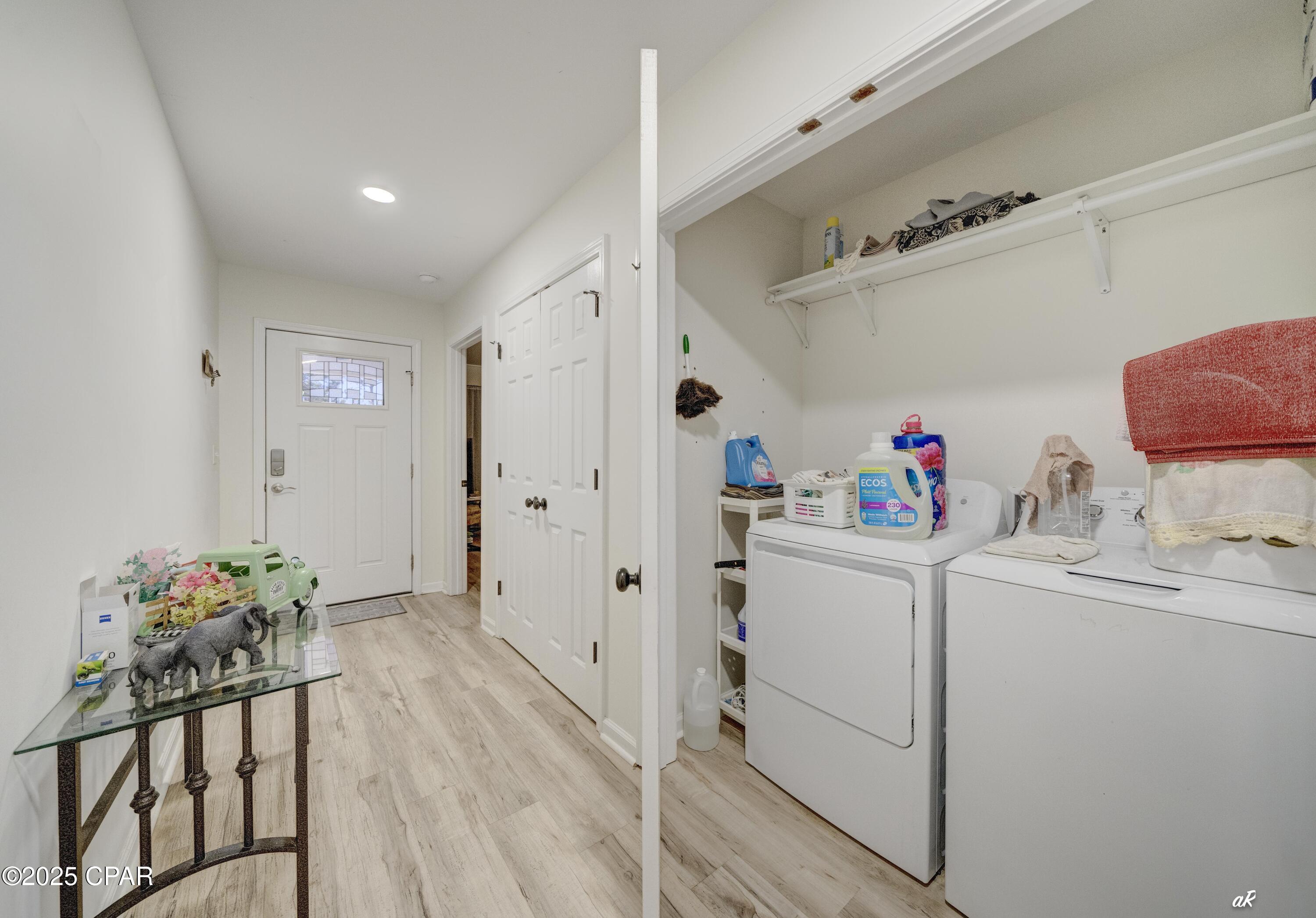 Image 19 For 2432 Valley Oak Court A&b