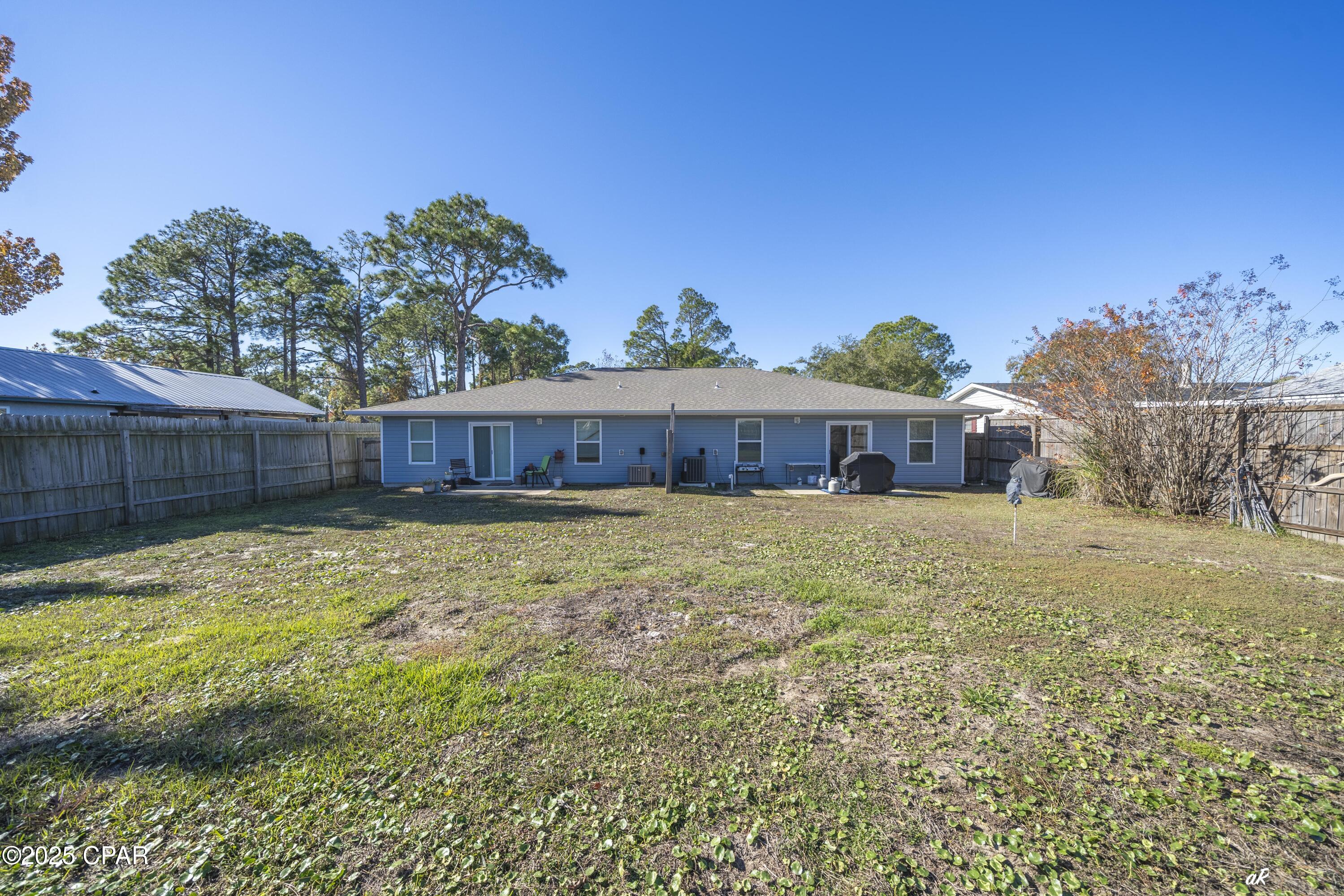 Image 20 For 2432 Valley Oak Court A&b