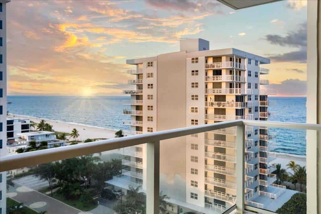 Pompano Atlantis Condo