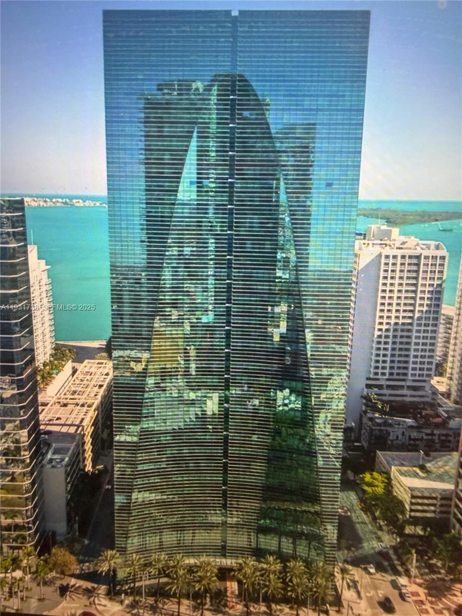 Condo for Rent in Miami, FL