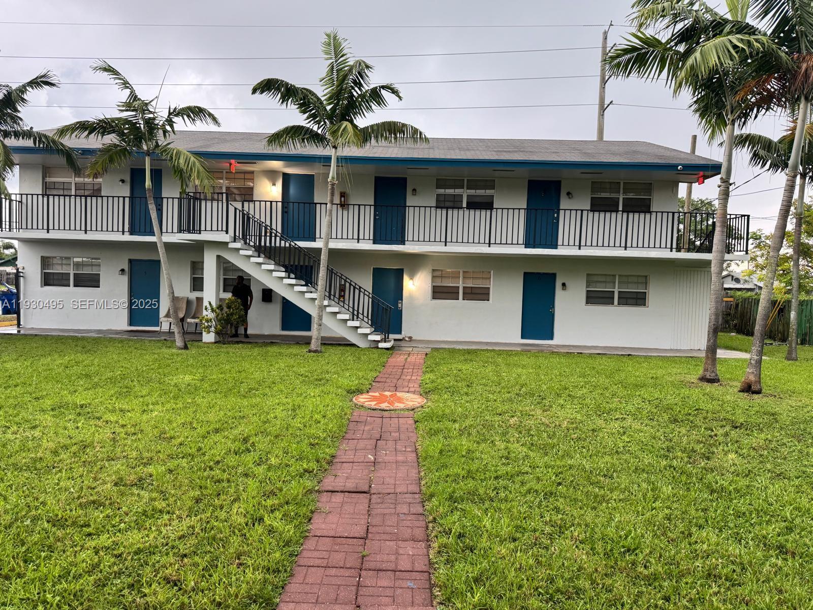 201 Blue Heron Blvd, Riviera Beach, Florida 33404