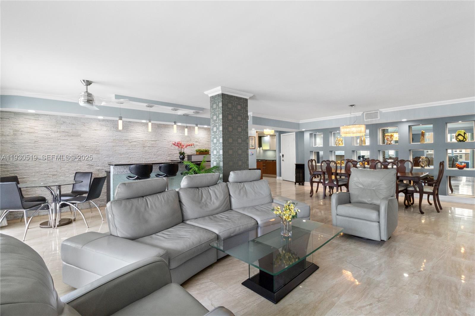 La Mer Estates West Condo