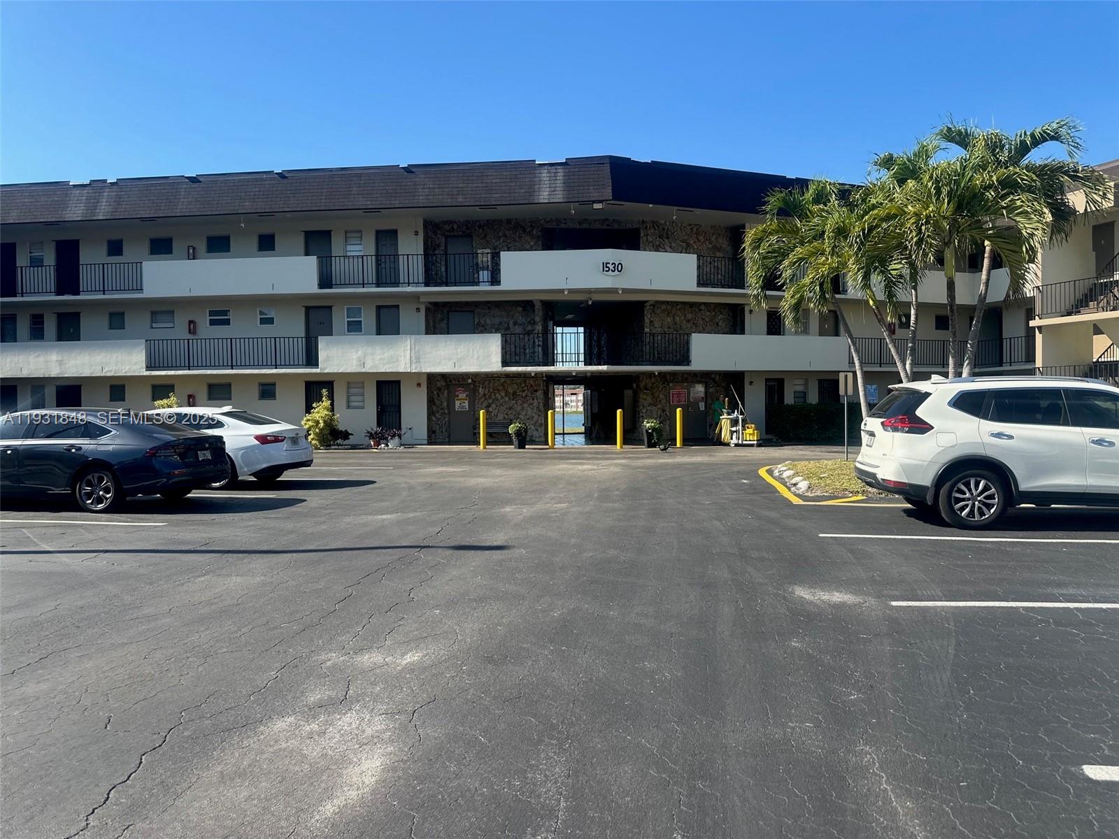 Third Horizons Condo