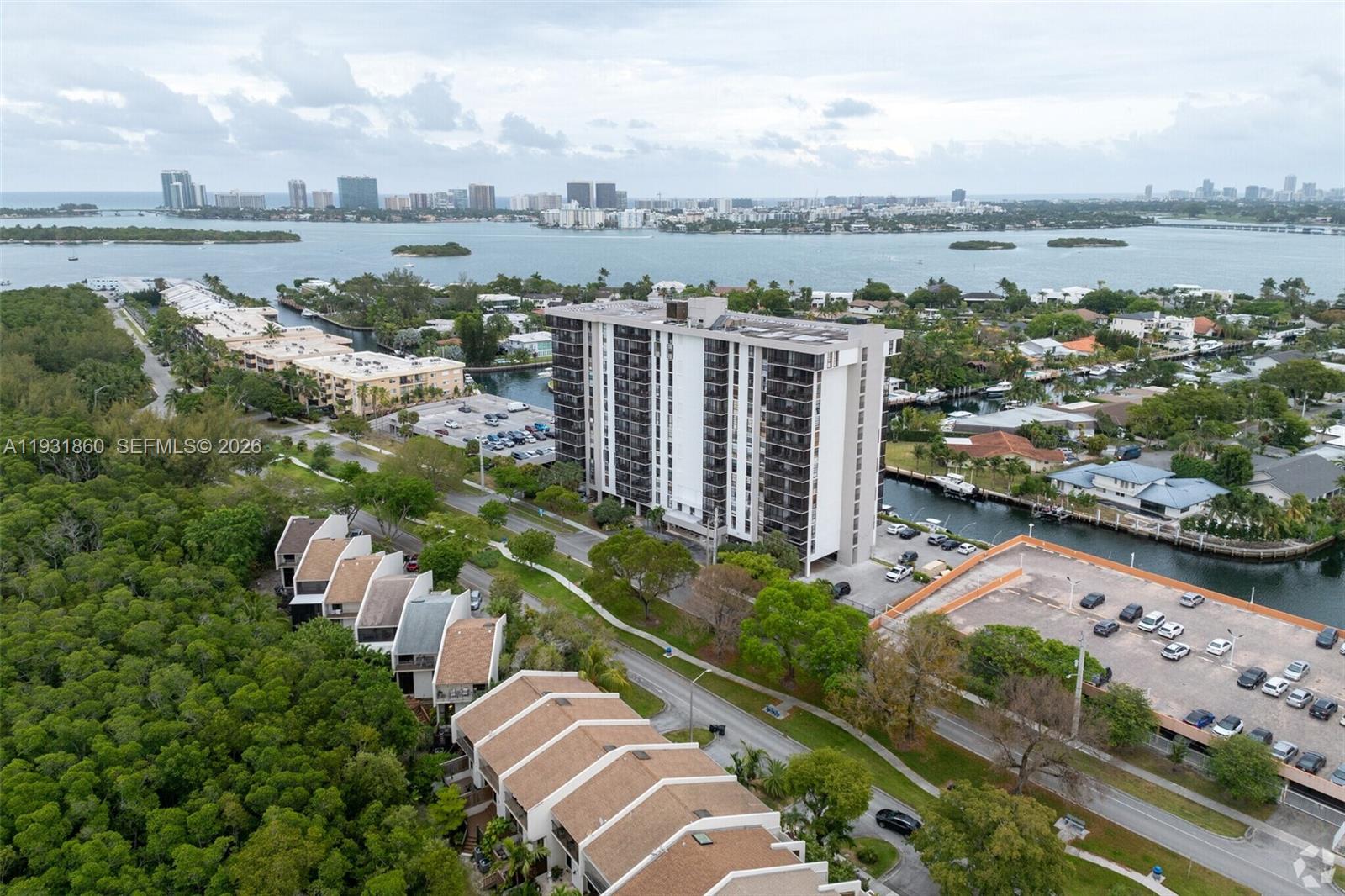 Dorset House Condo