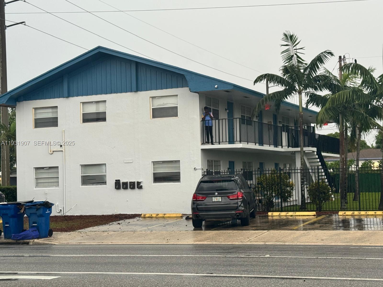 215 Blue Heron Blvd, Riviera Beach, Florida 33404
