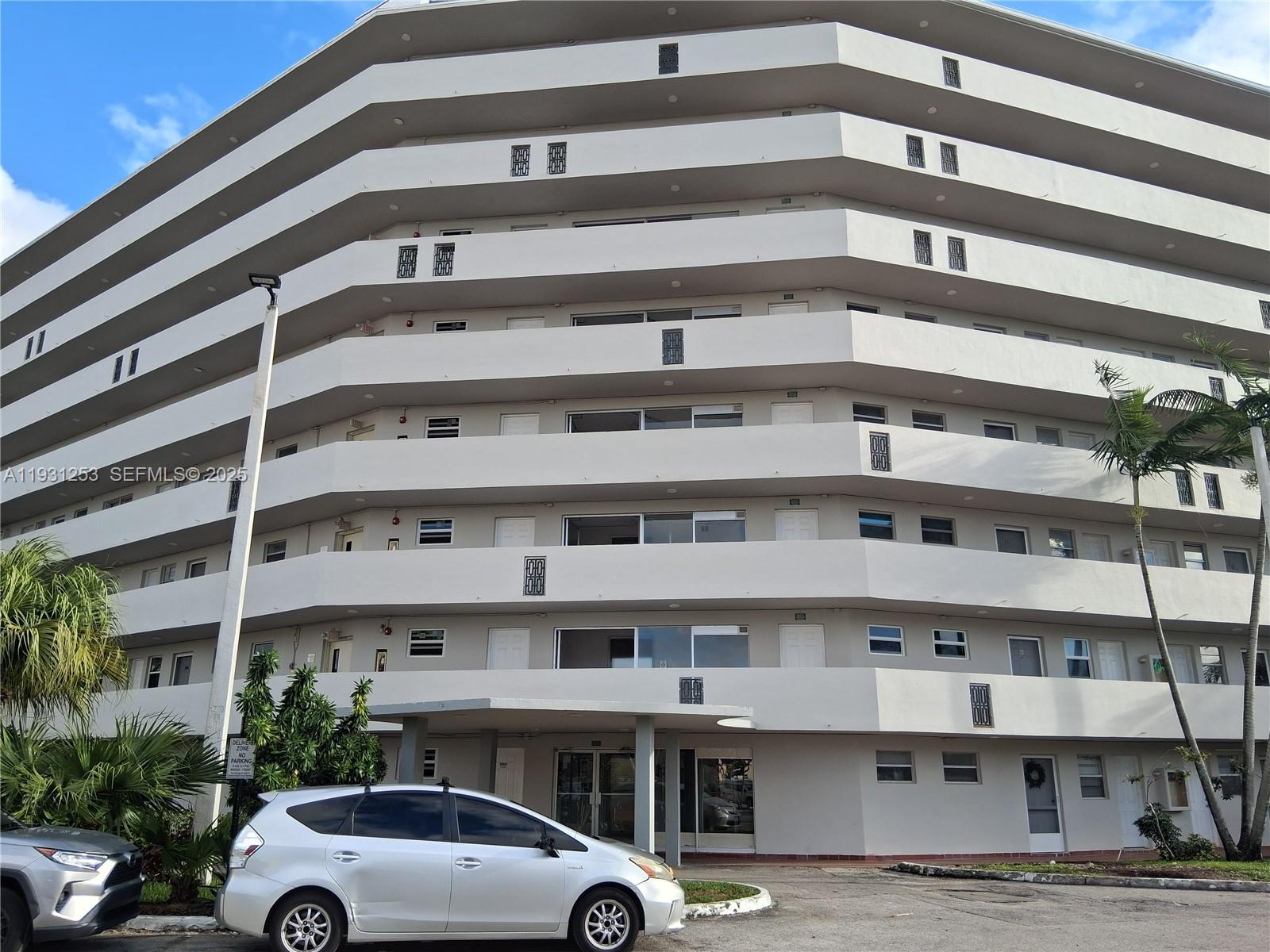 Jade Winds Group-Daisy Ga