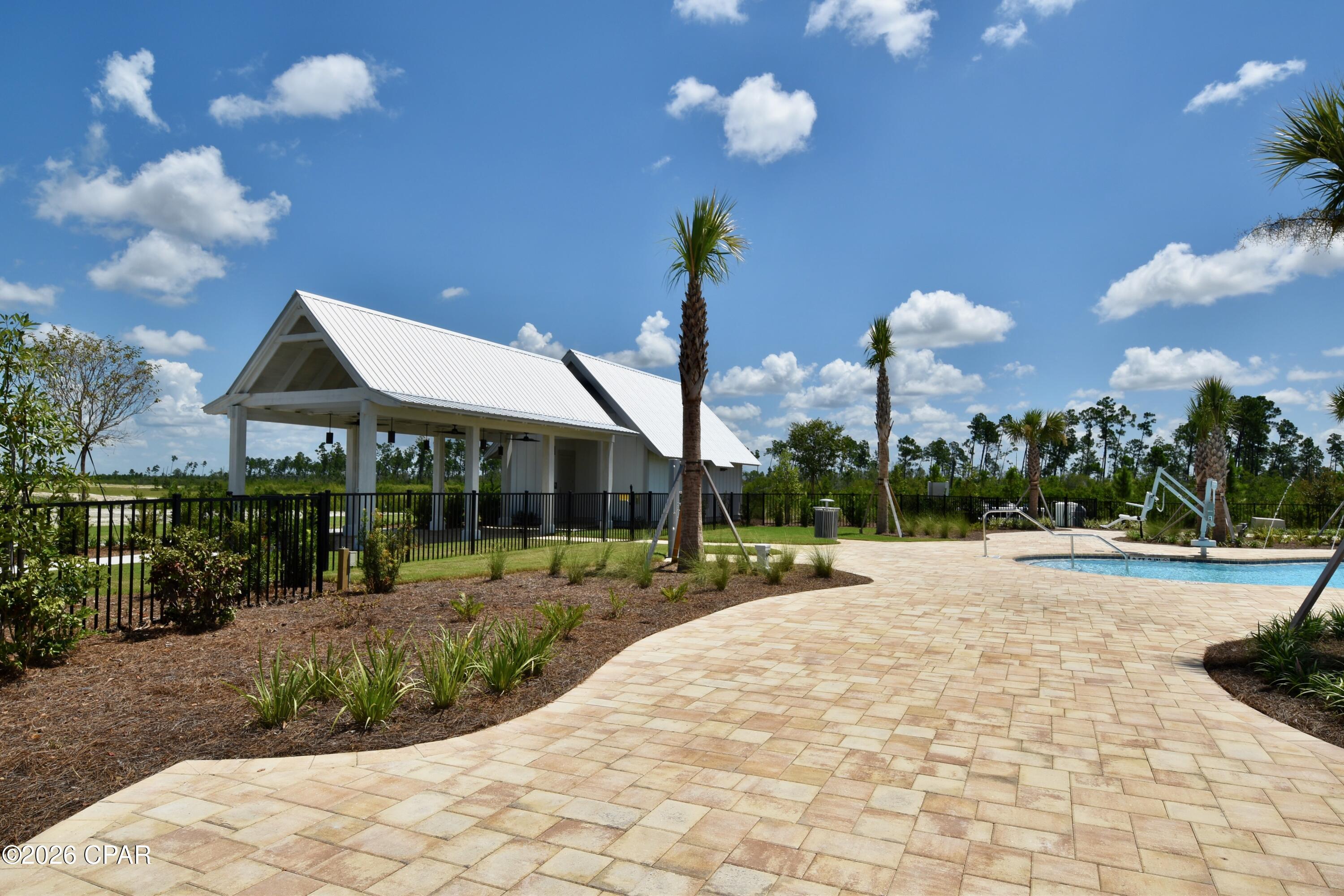 Image 66 For 4740 Rosemary Street