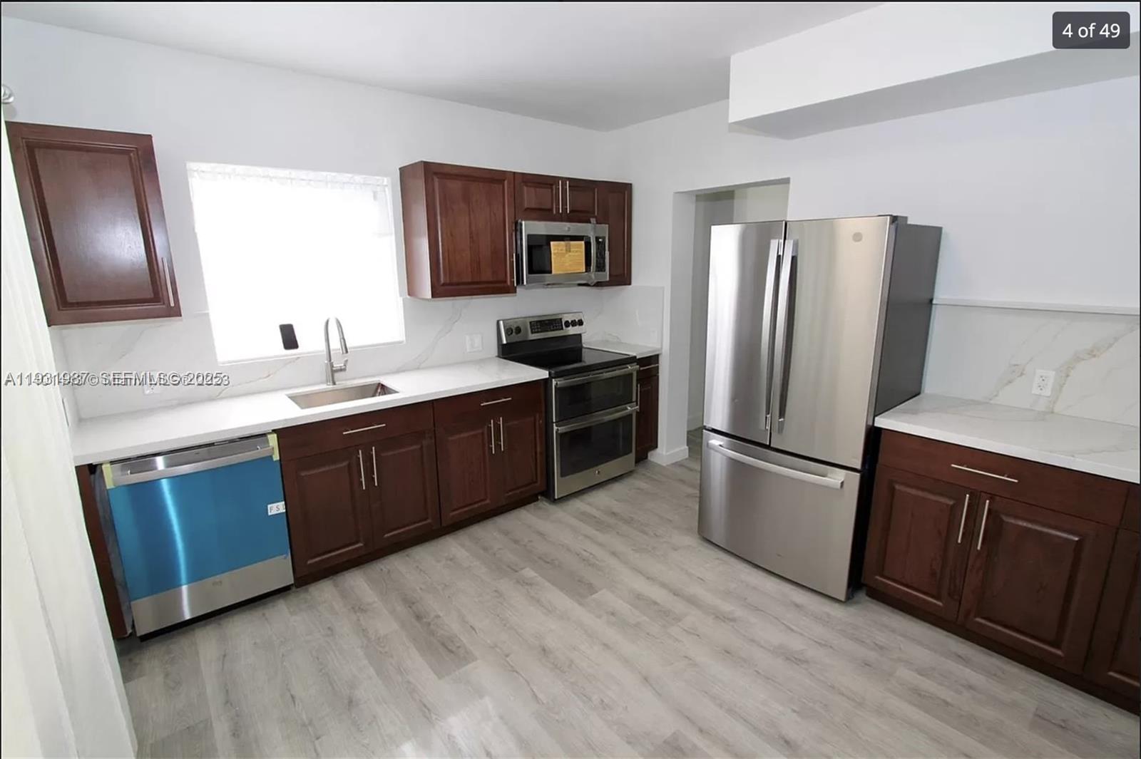 17Th Ave Manor 2Nd Addn