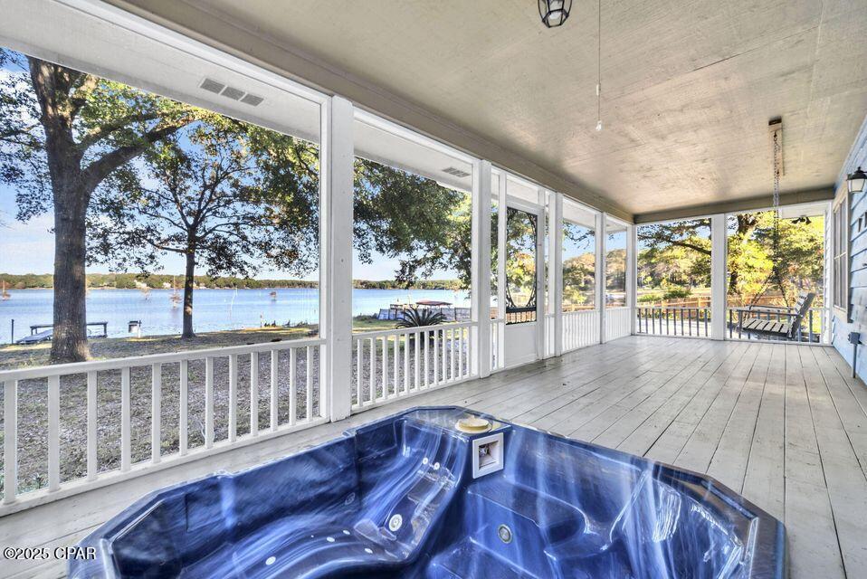 Image 6 For 211 Holland Road