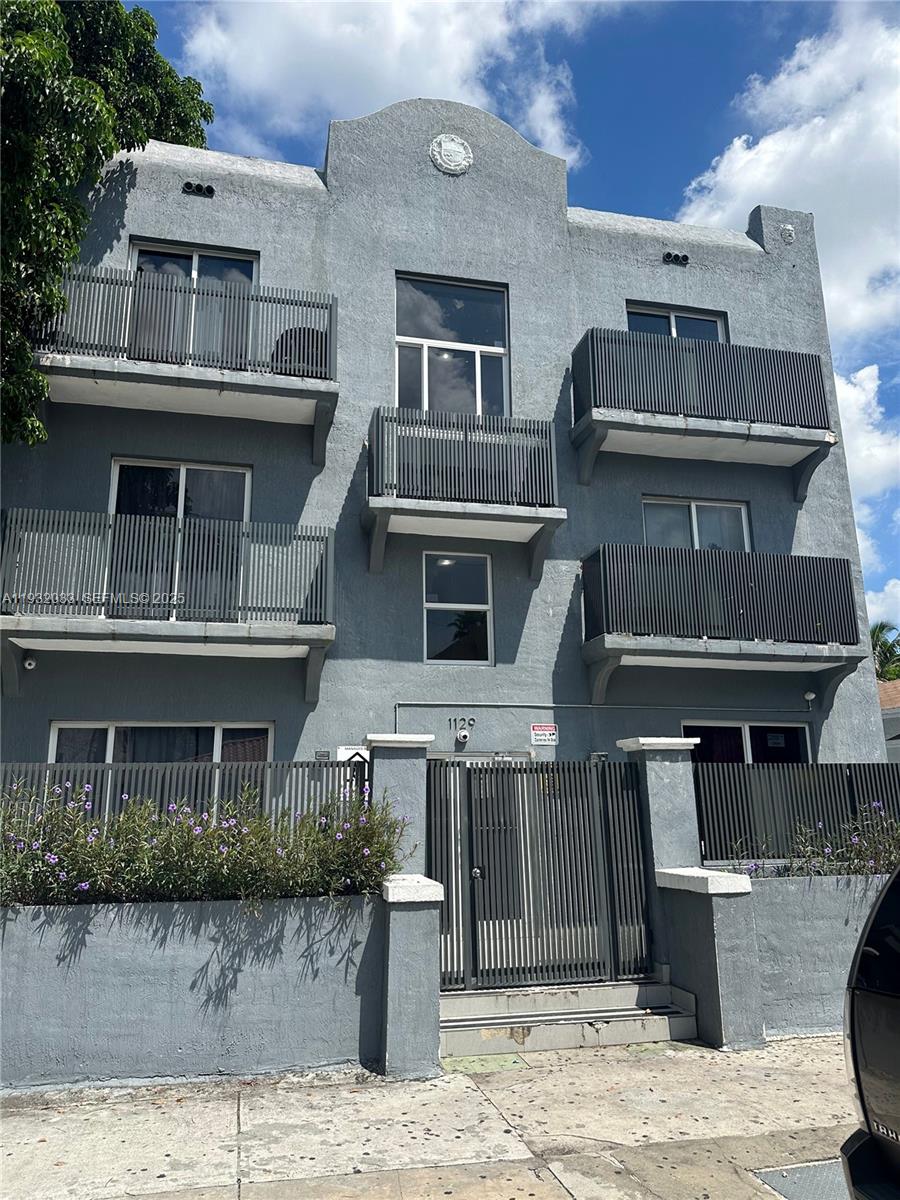 Lawrence Estate Land Co