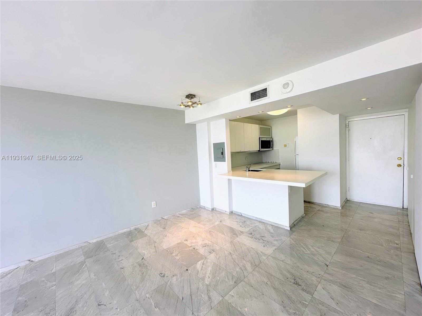 Vecino Del Mar Condo