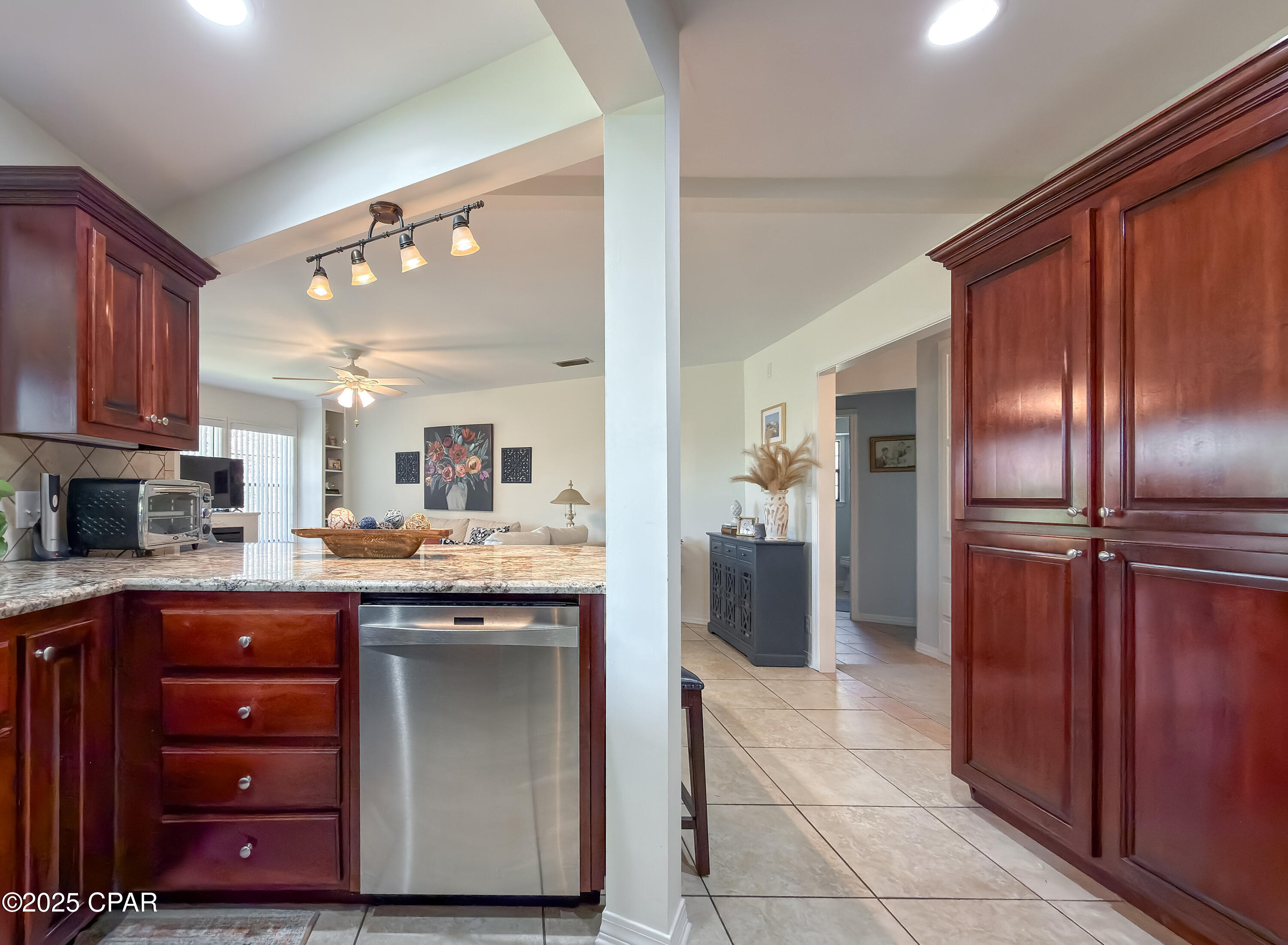 Image 18 For 5091 Lake Bluff Circle