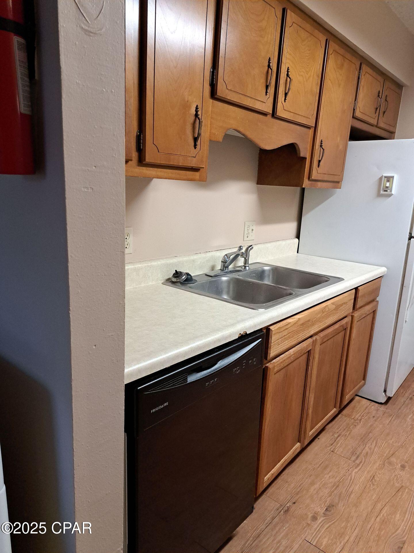 Image 4 For 1514 Kraft Avenue