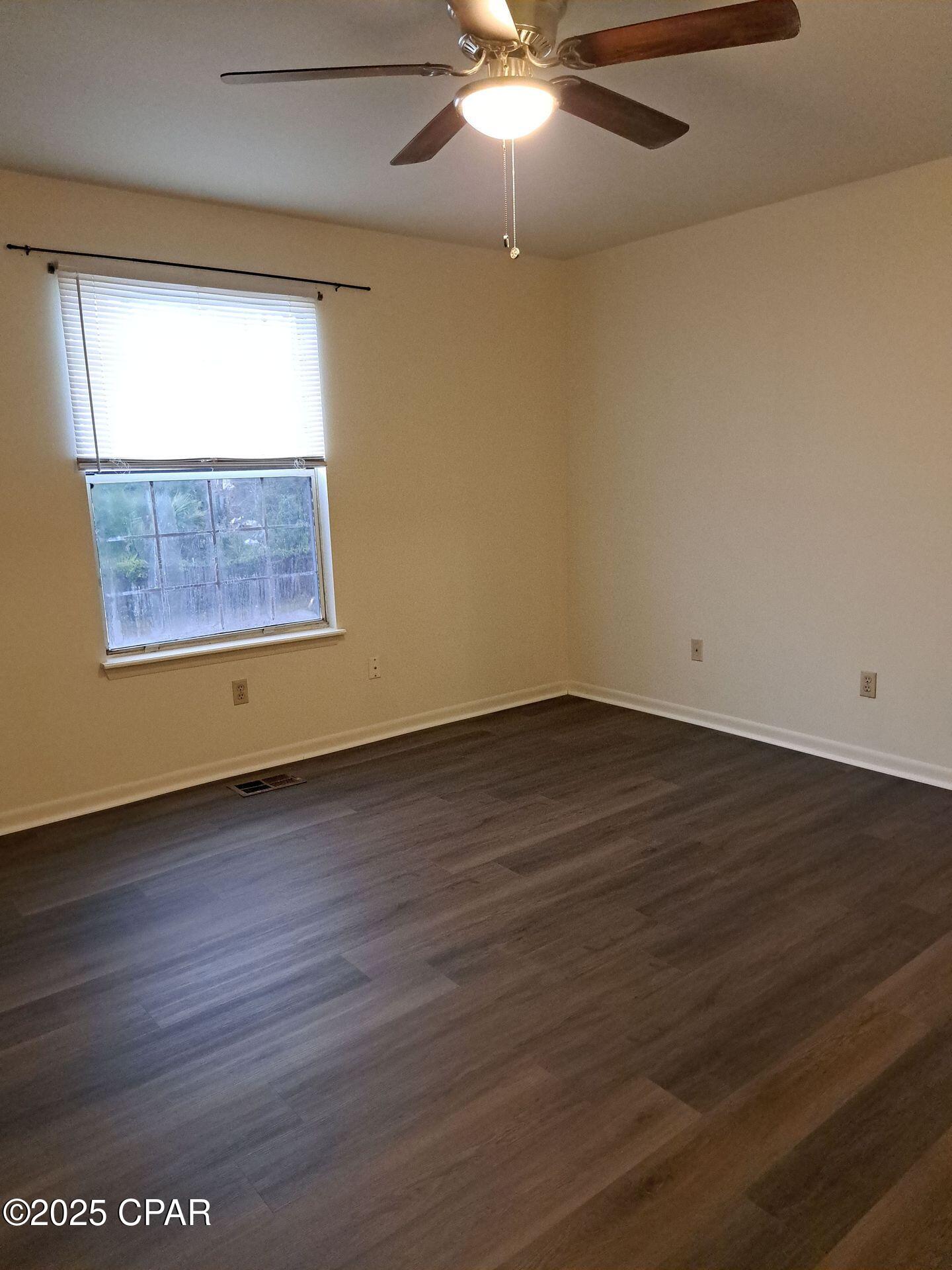 Image 9 For 1514 Kraft Avenue