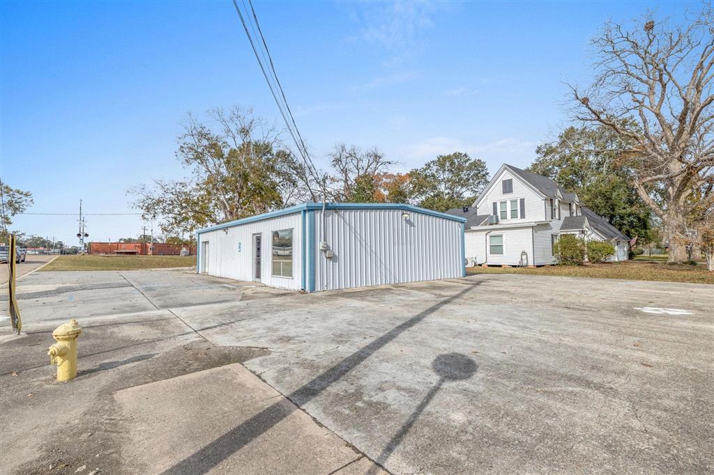 302 W Plaquemine Street — photo 2