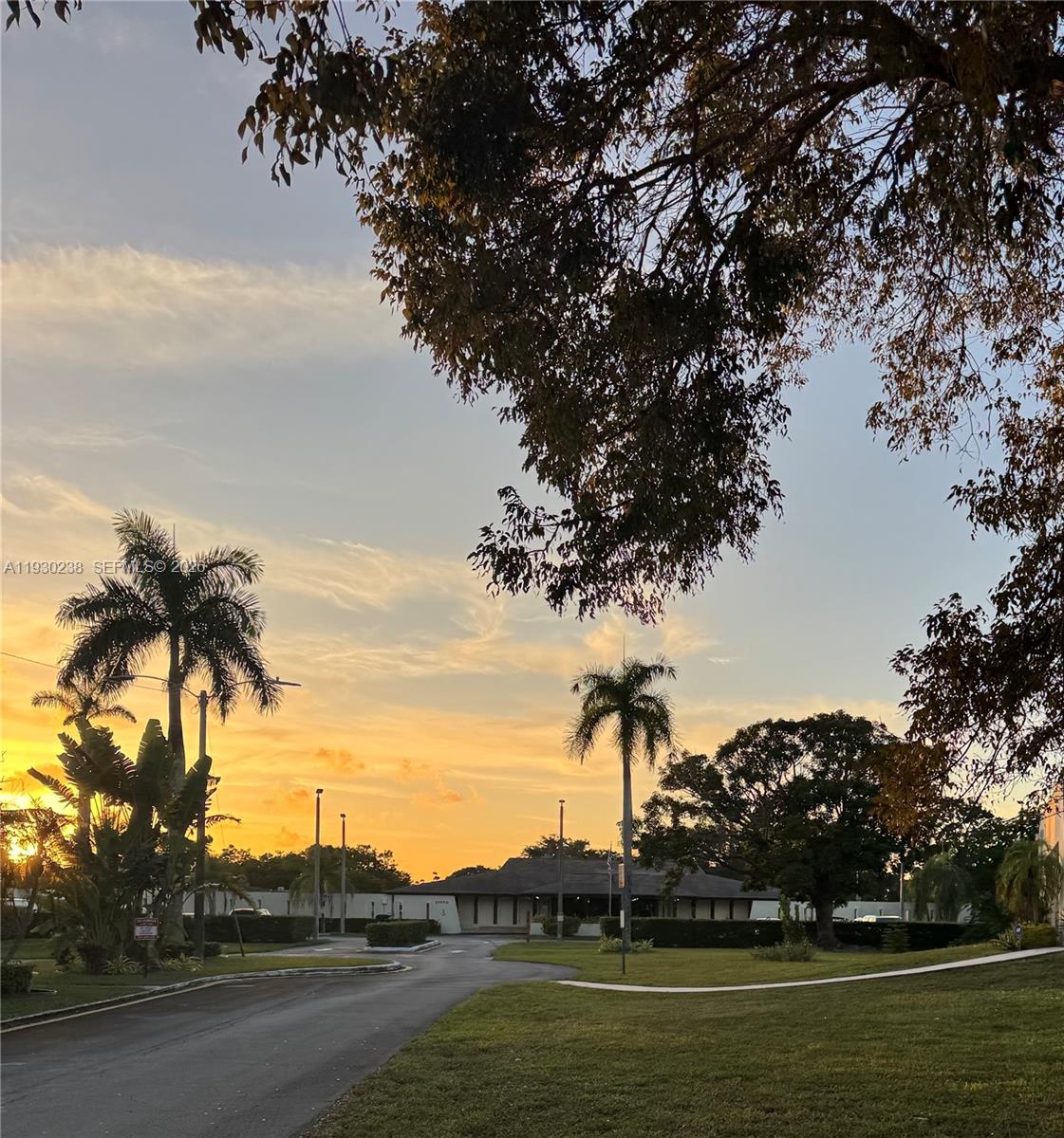 Green Hills Park West No