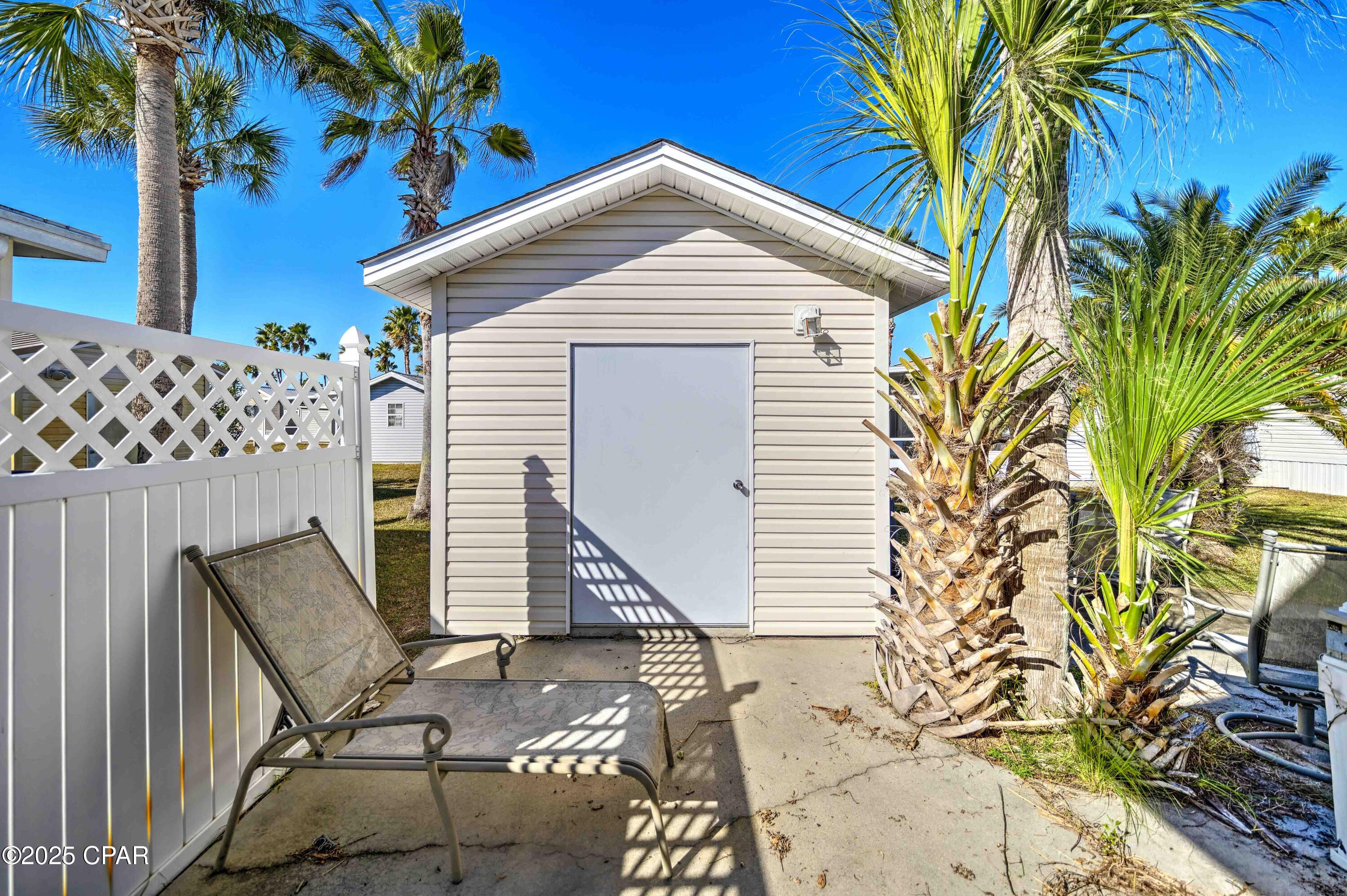 Image 11 For 1219 Thomas Drive 158